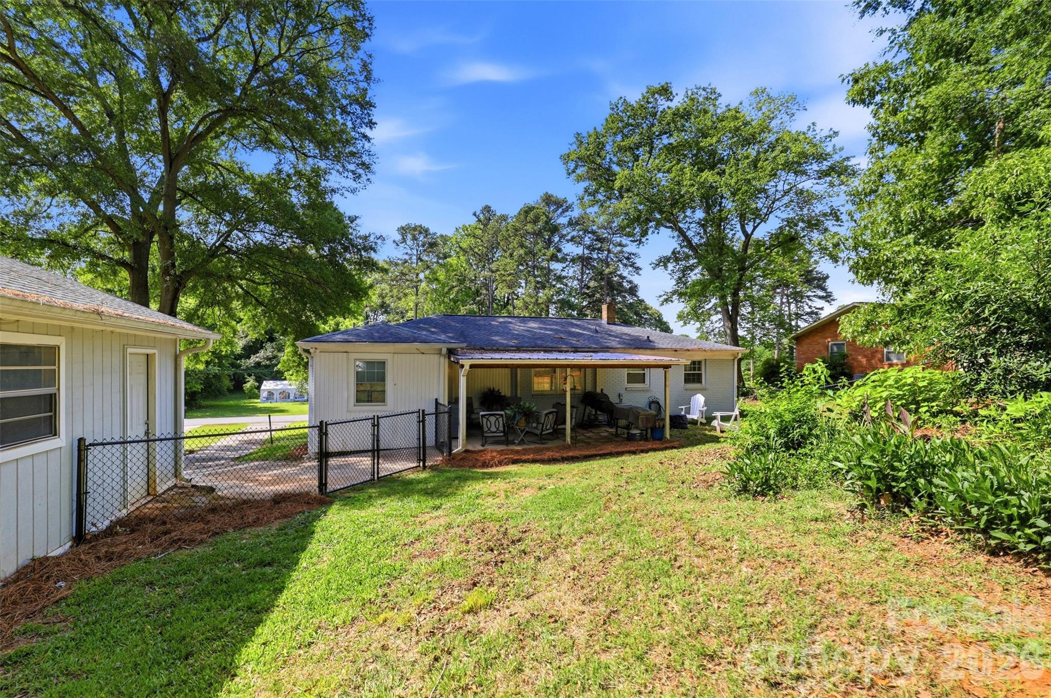 6607 Elmwood Circle