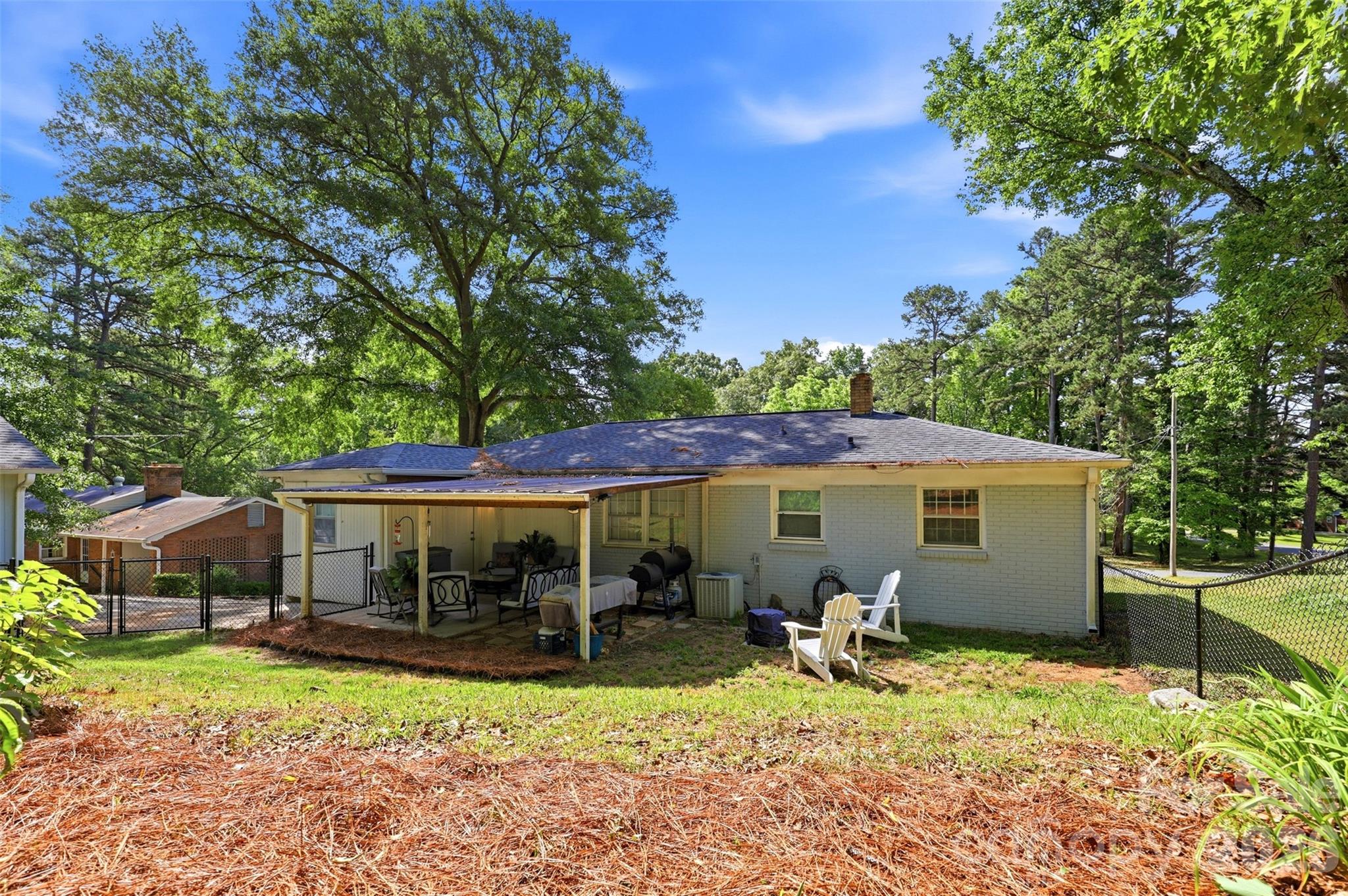 6607 Elmwood Circle