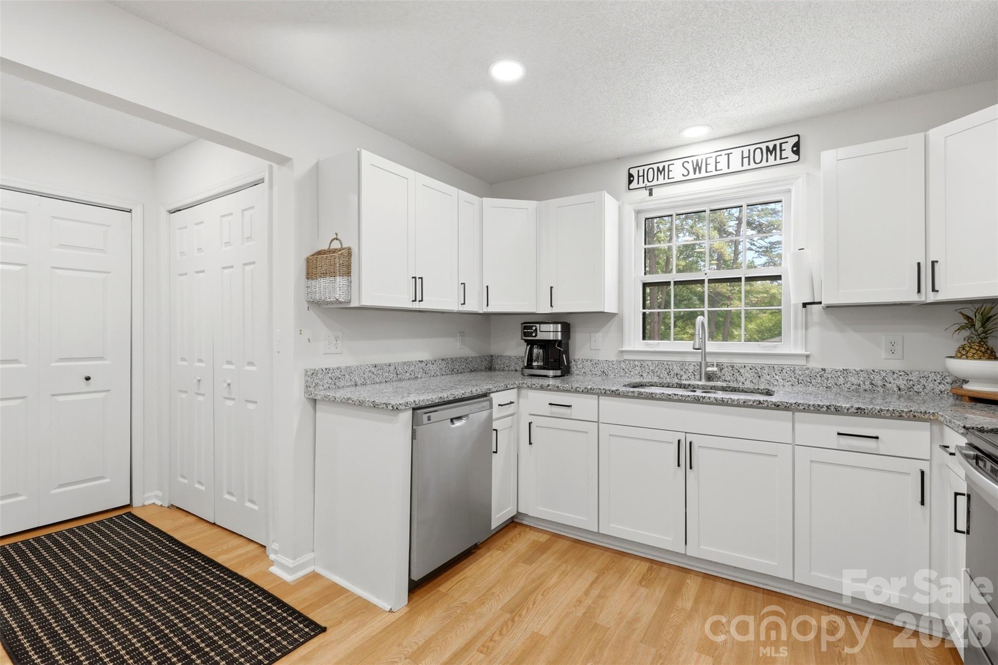 6607 Elmwood Circle