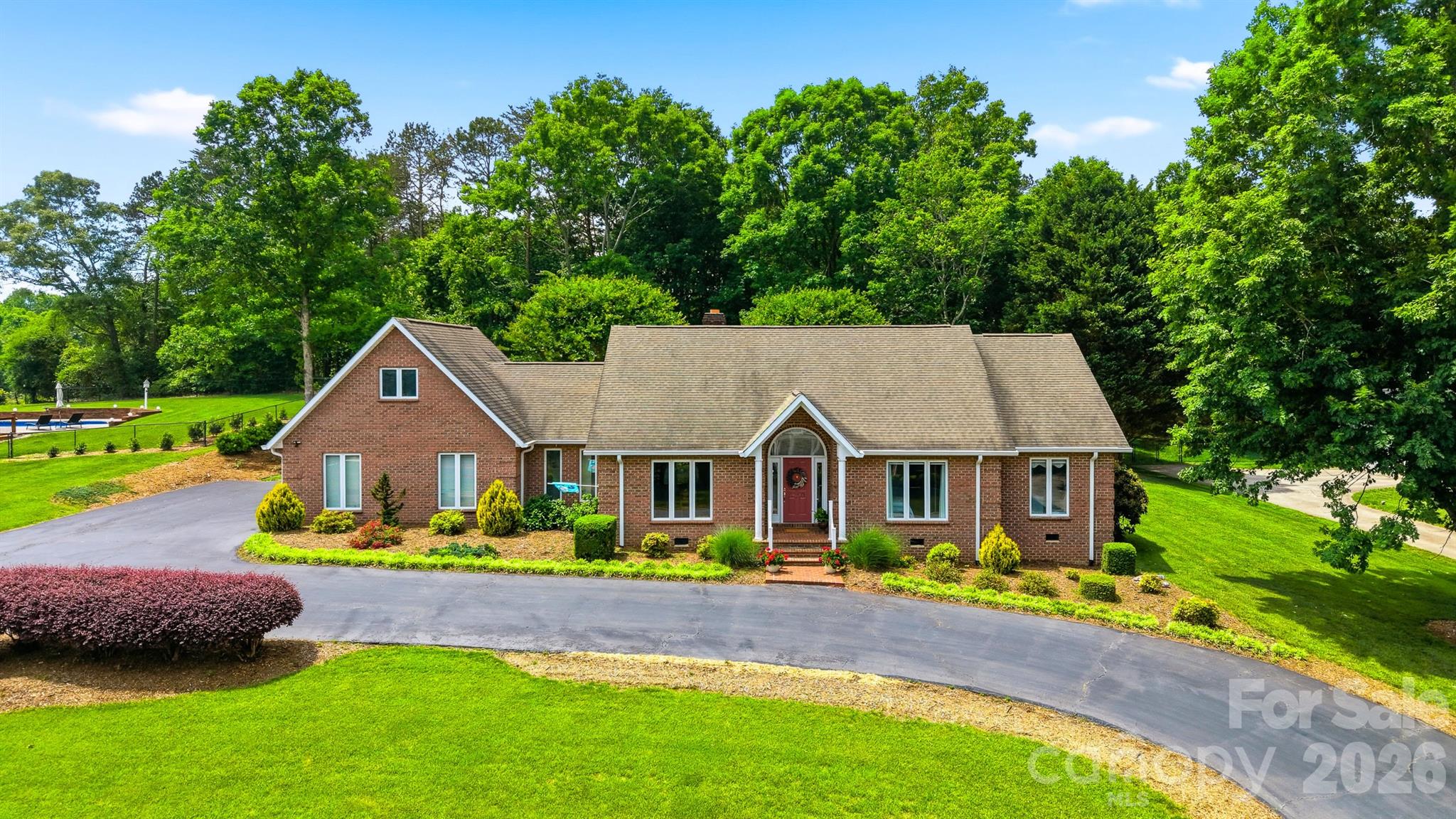 3650 Foxboro Lane NE