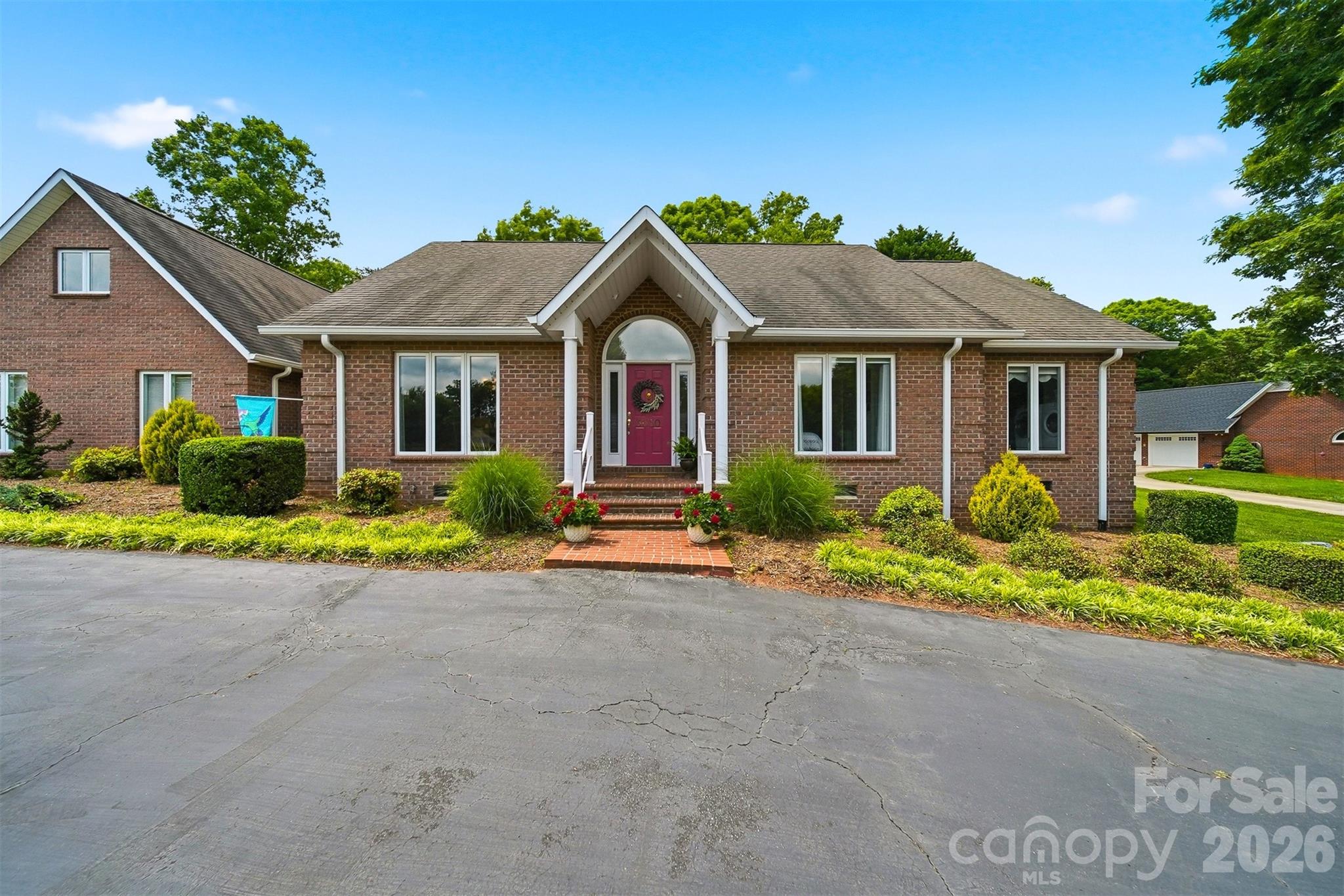 3650 Foxboro Lane NE