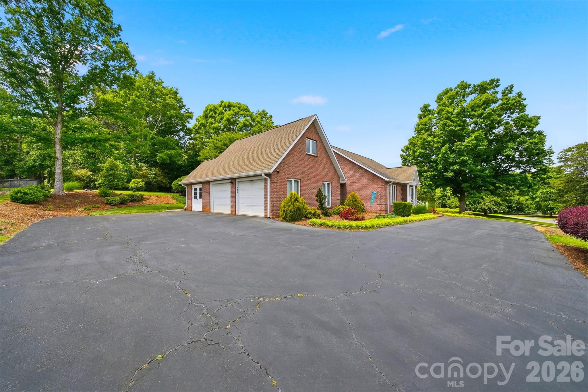 3650 Foxboro Lane NE