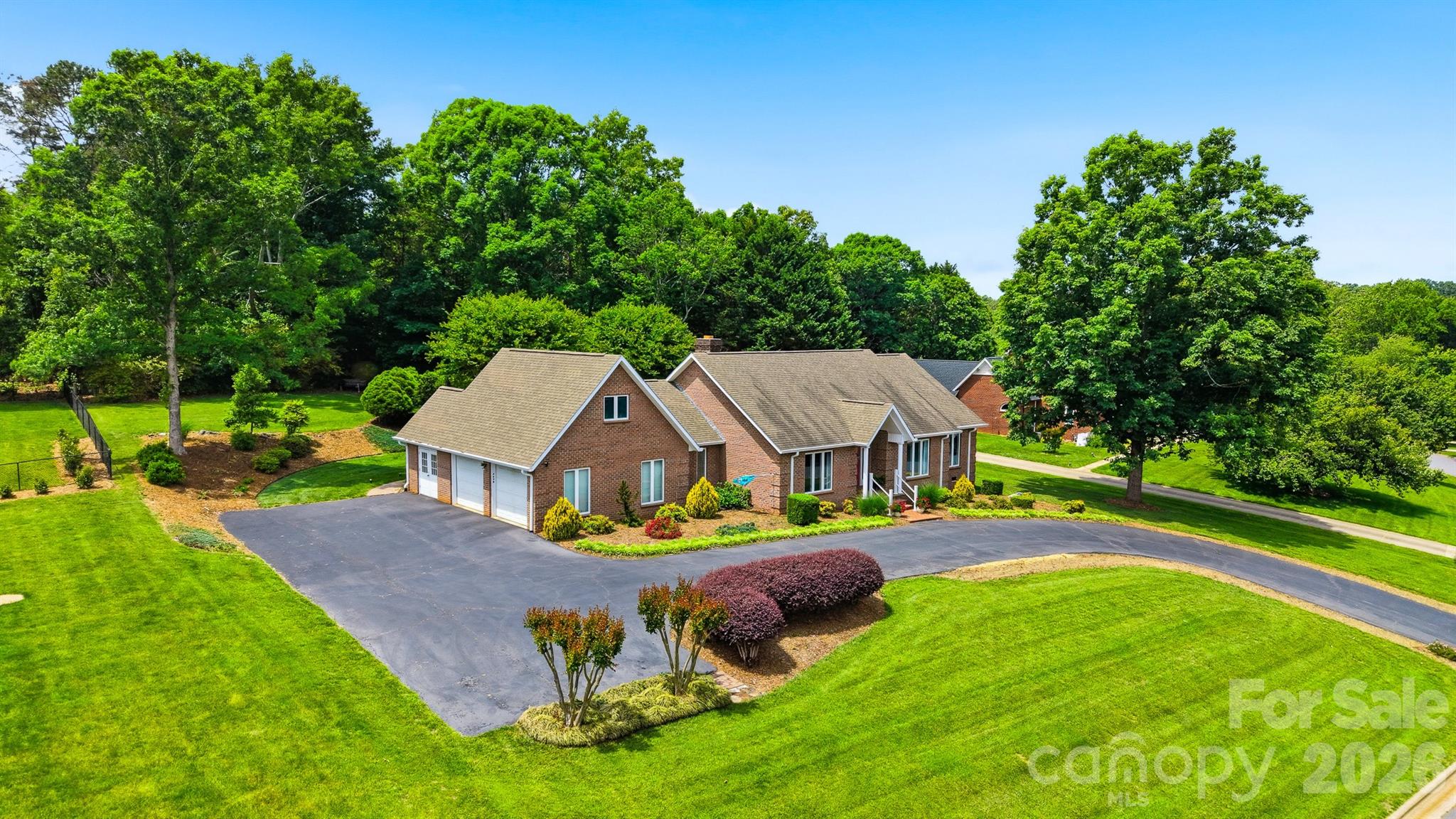 3650 Foxboro Lane NE