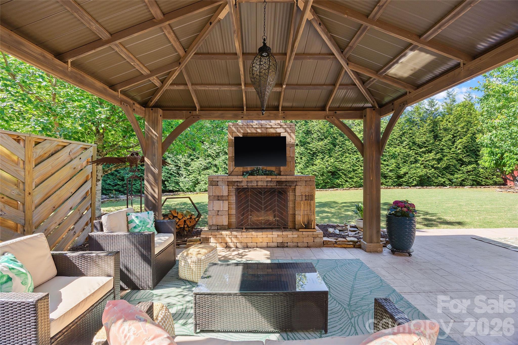 2240 Creek View Court