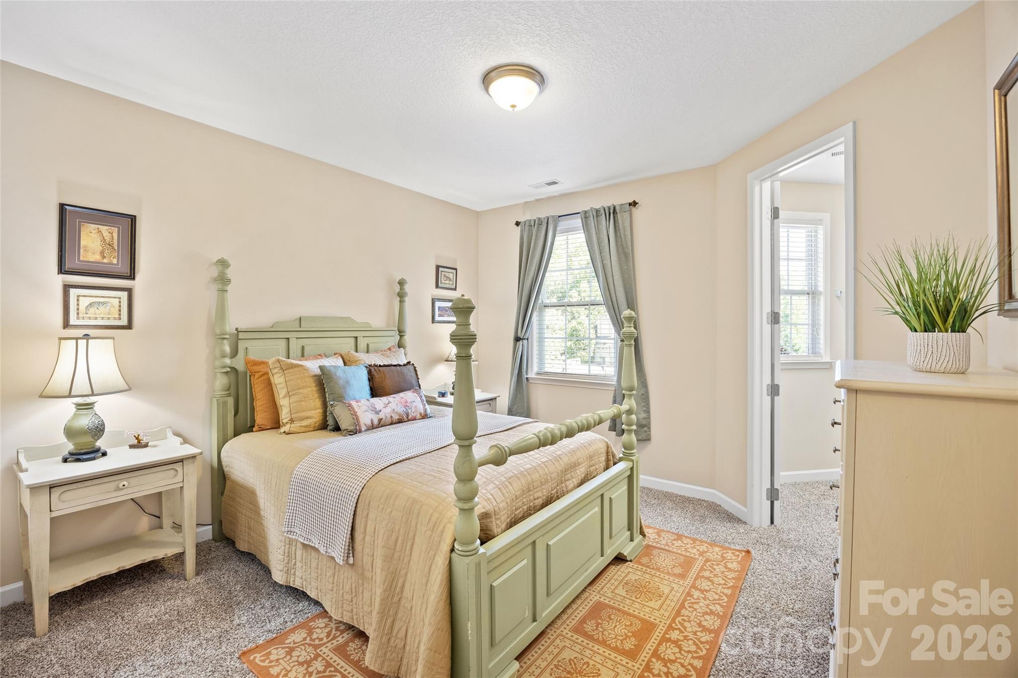 2240 Creek View Court