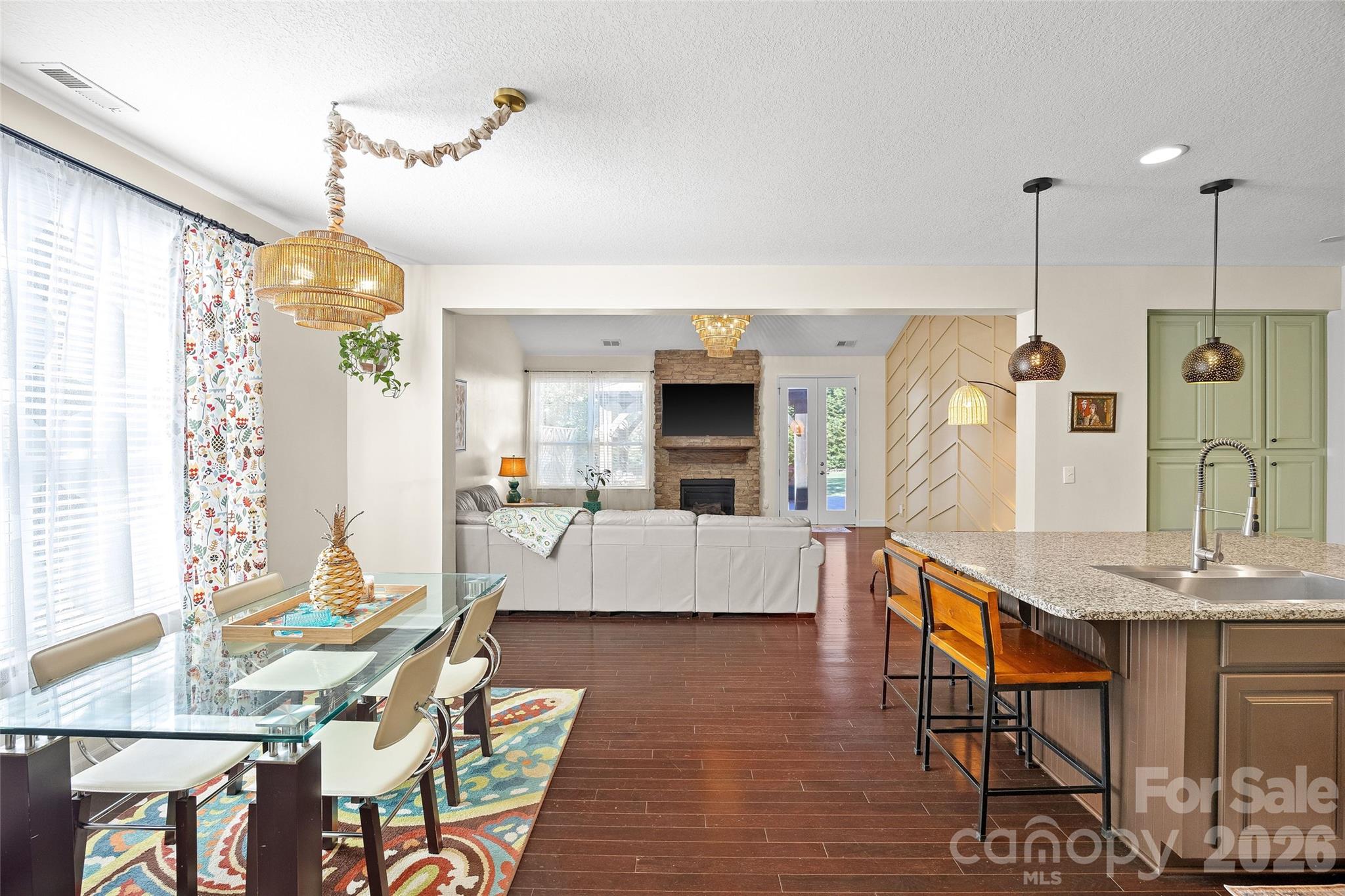 2240 Creek View Court