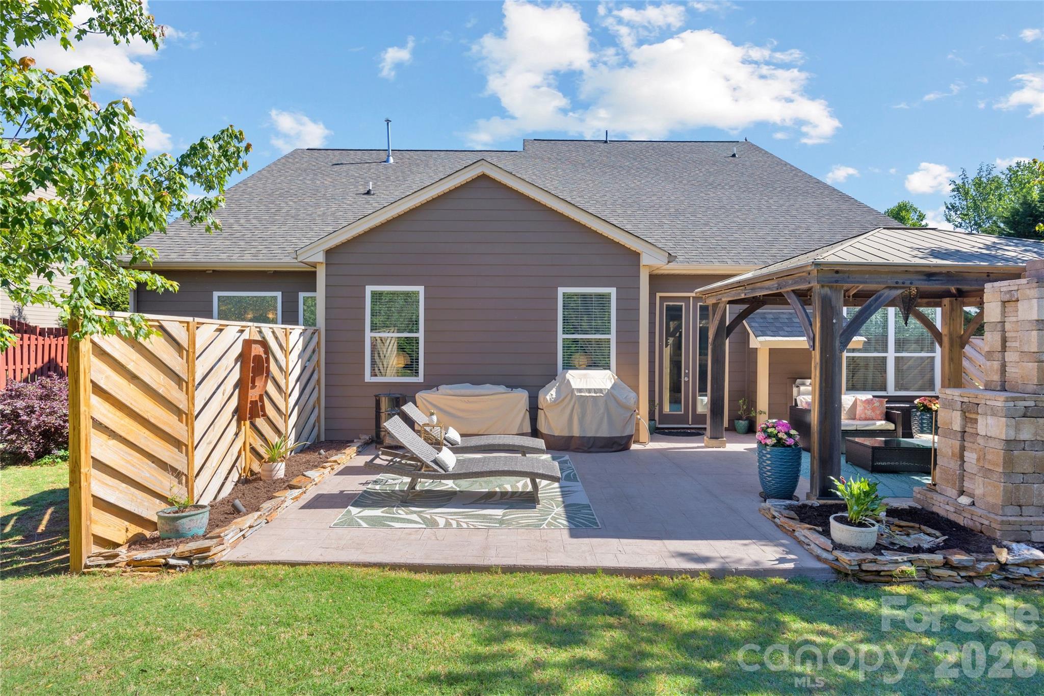 2240 Creek View Court