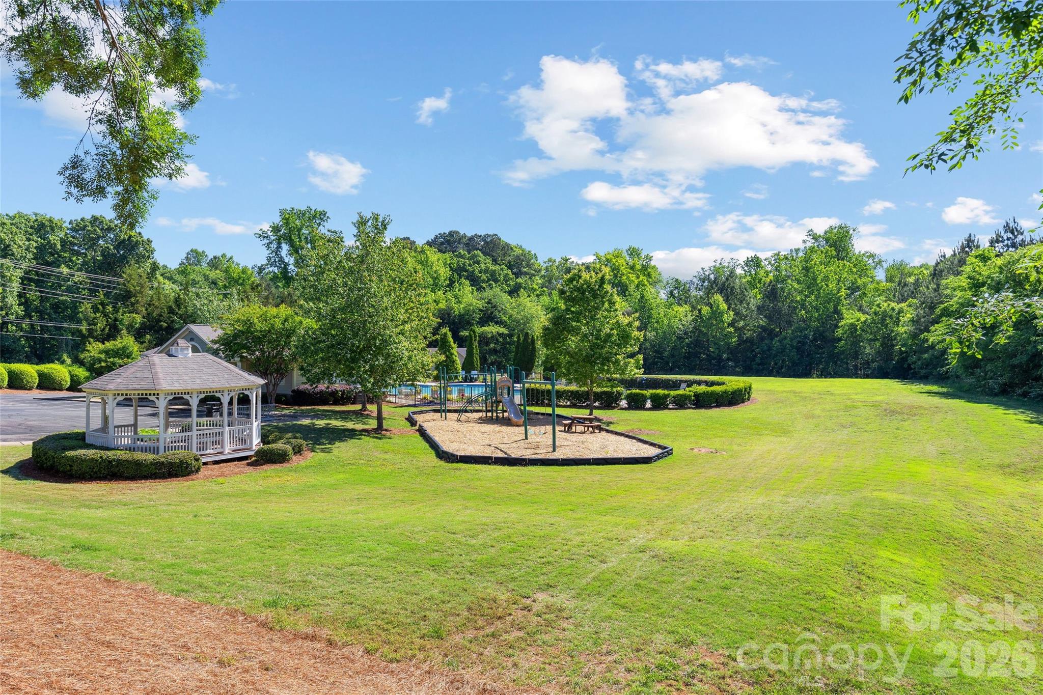 2240 Creek View Court