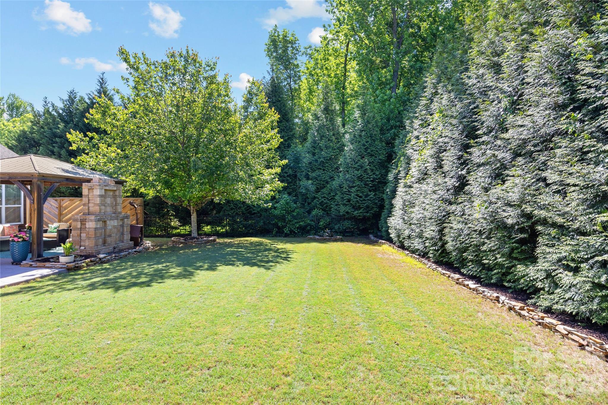 2240 Creek View Court