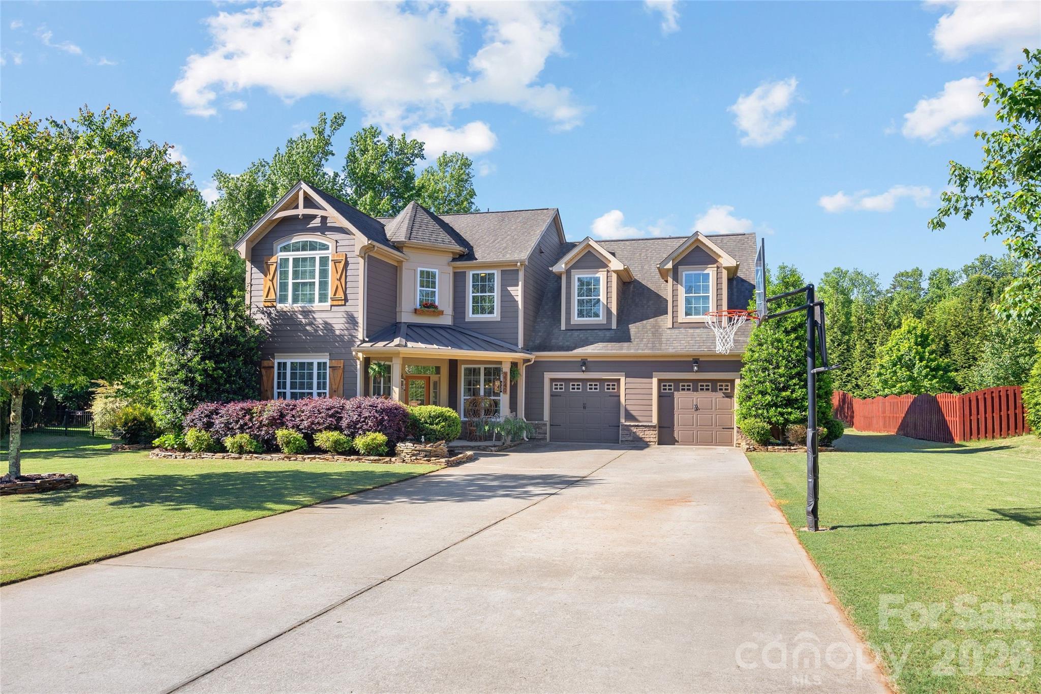 2240 Creek View Court