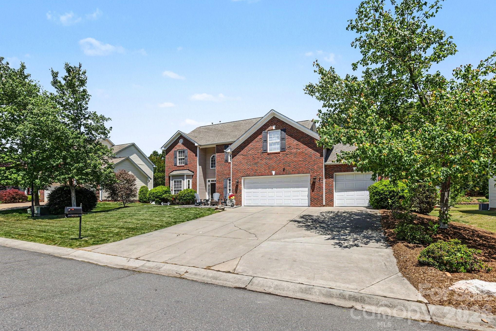 3028 Streamlet Way