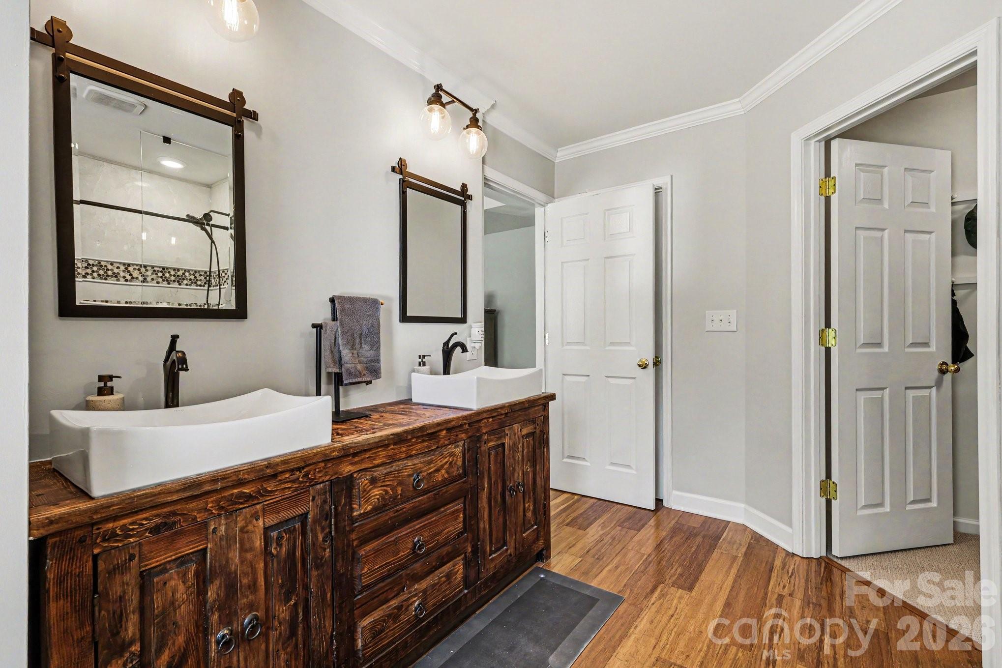 3028 Streamlet Way