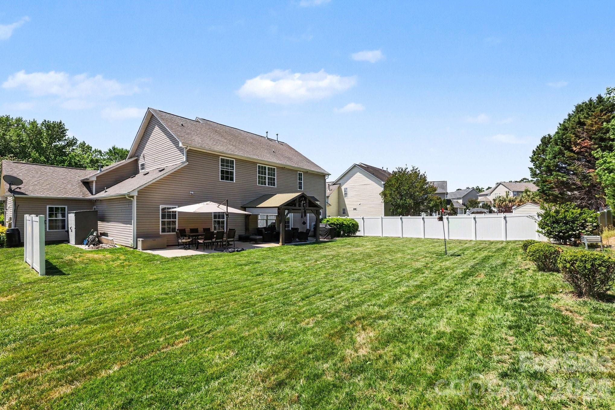3028 Streamlet Way