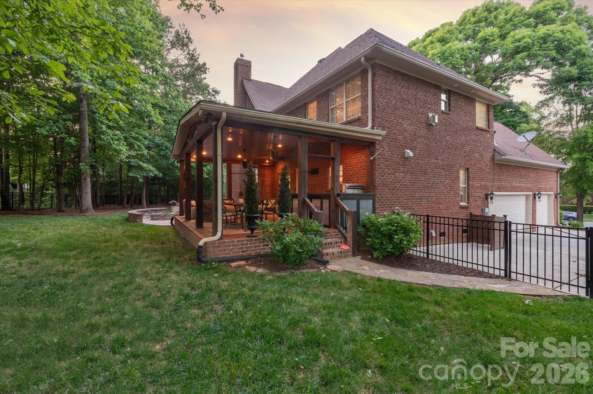 8905 Herbert Lane
