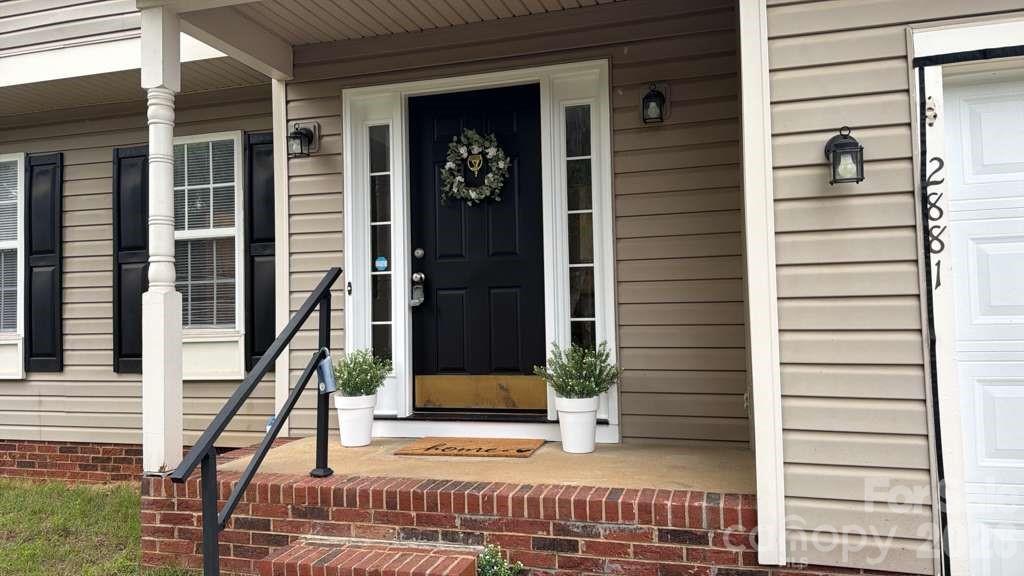2881 Shadow Brook Court