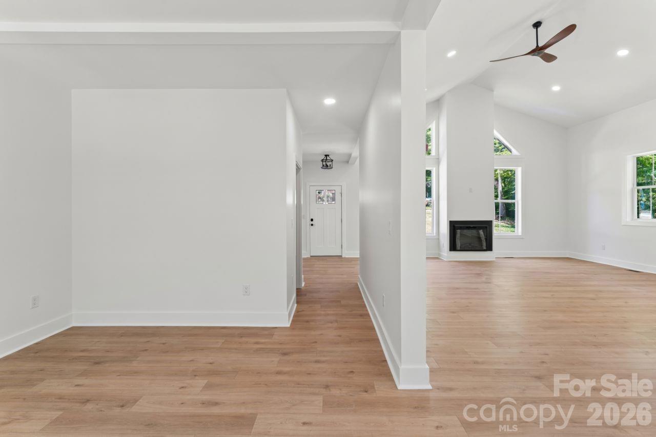 154 Trellis Lane