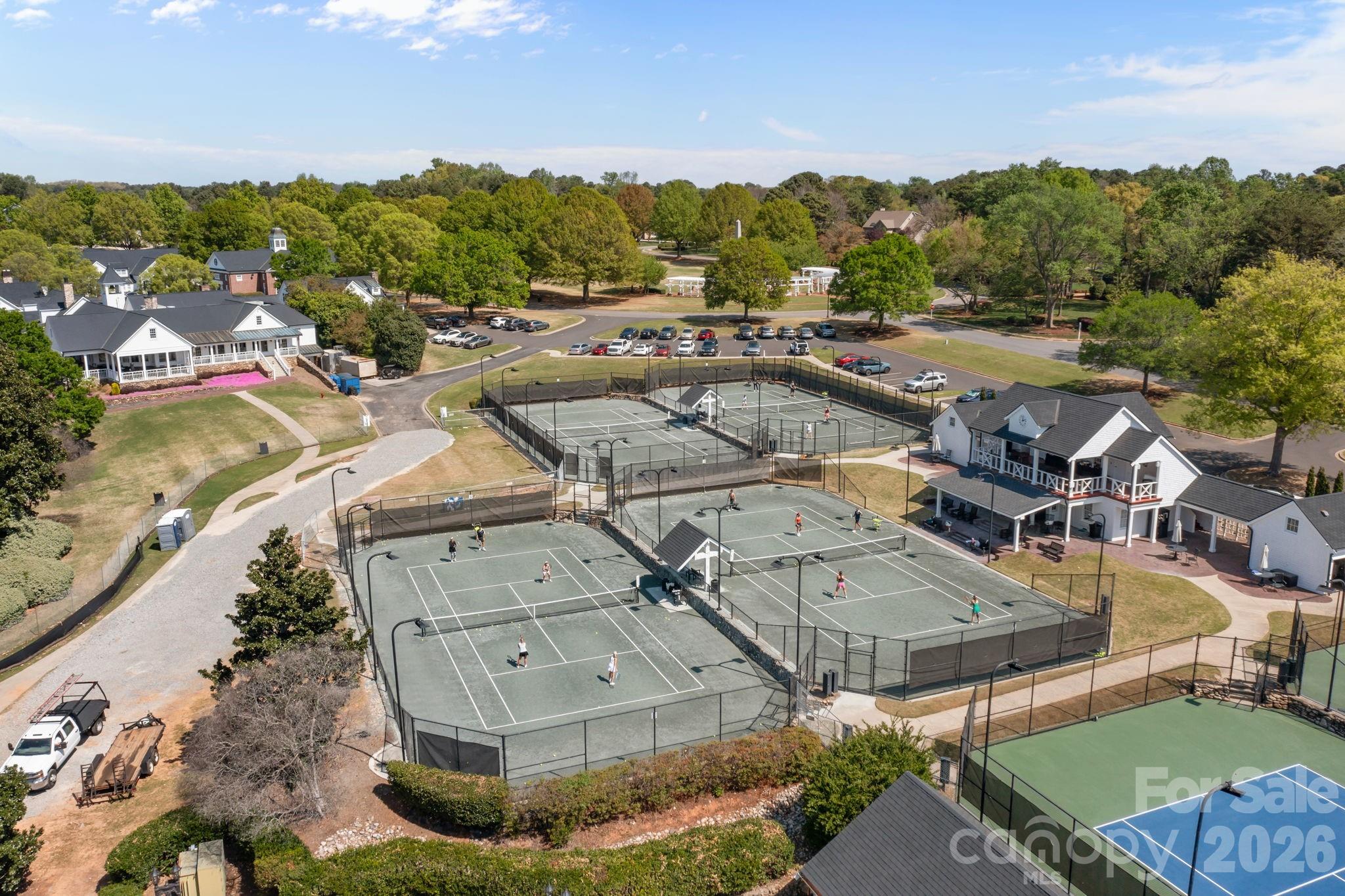 132 Binns Road Unit: 4