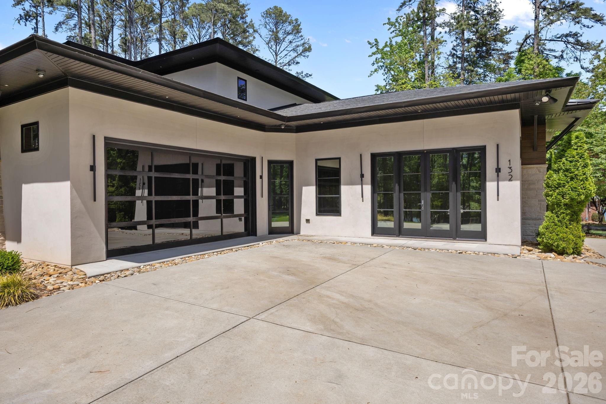 132 Binns Road Unit: 4