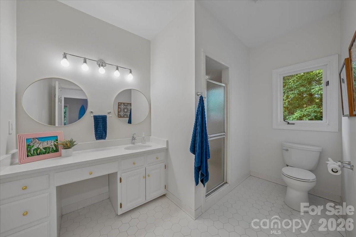 5631 Colony Road