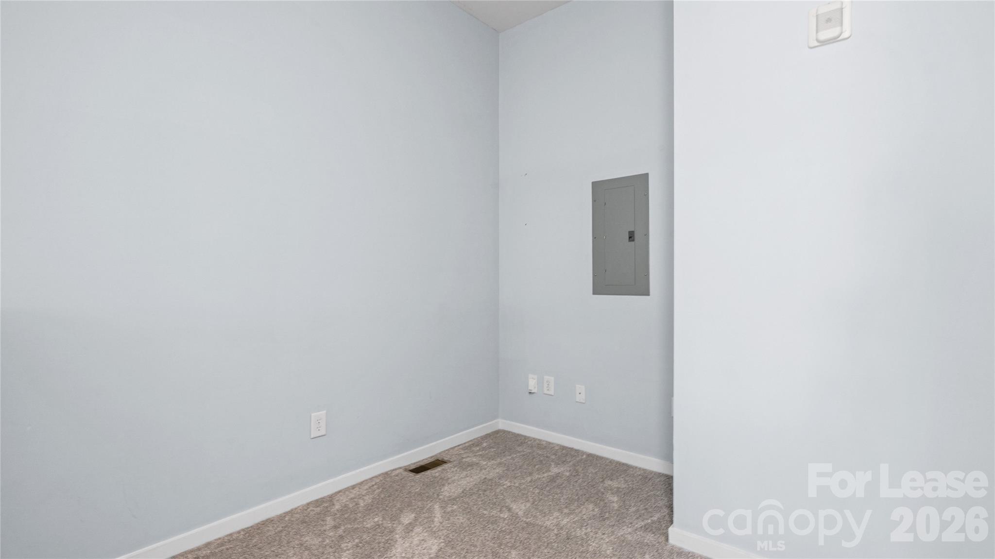 2125 Southend Drive