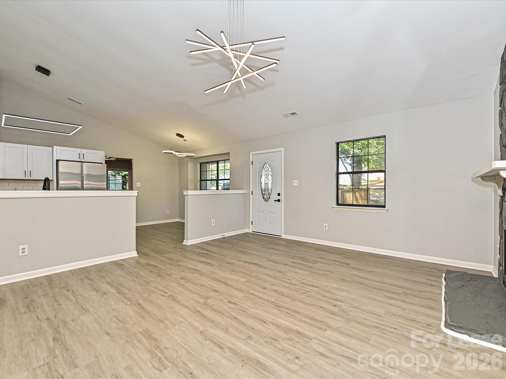 633 Pennwood Lane
