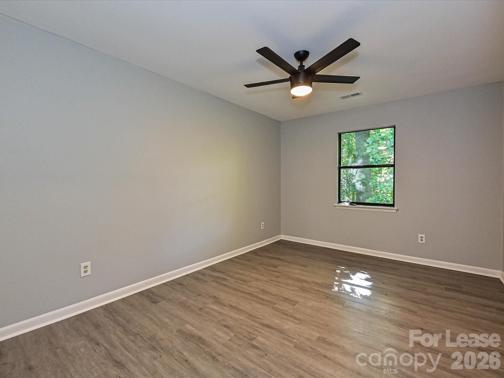 633 Pennwood Lane
