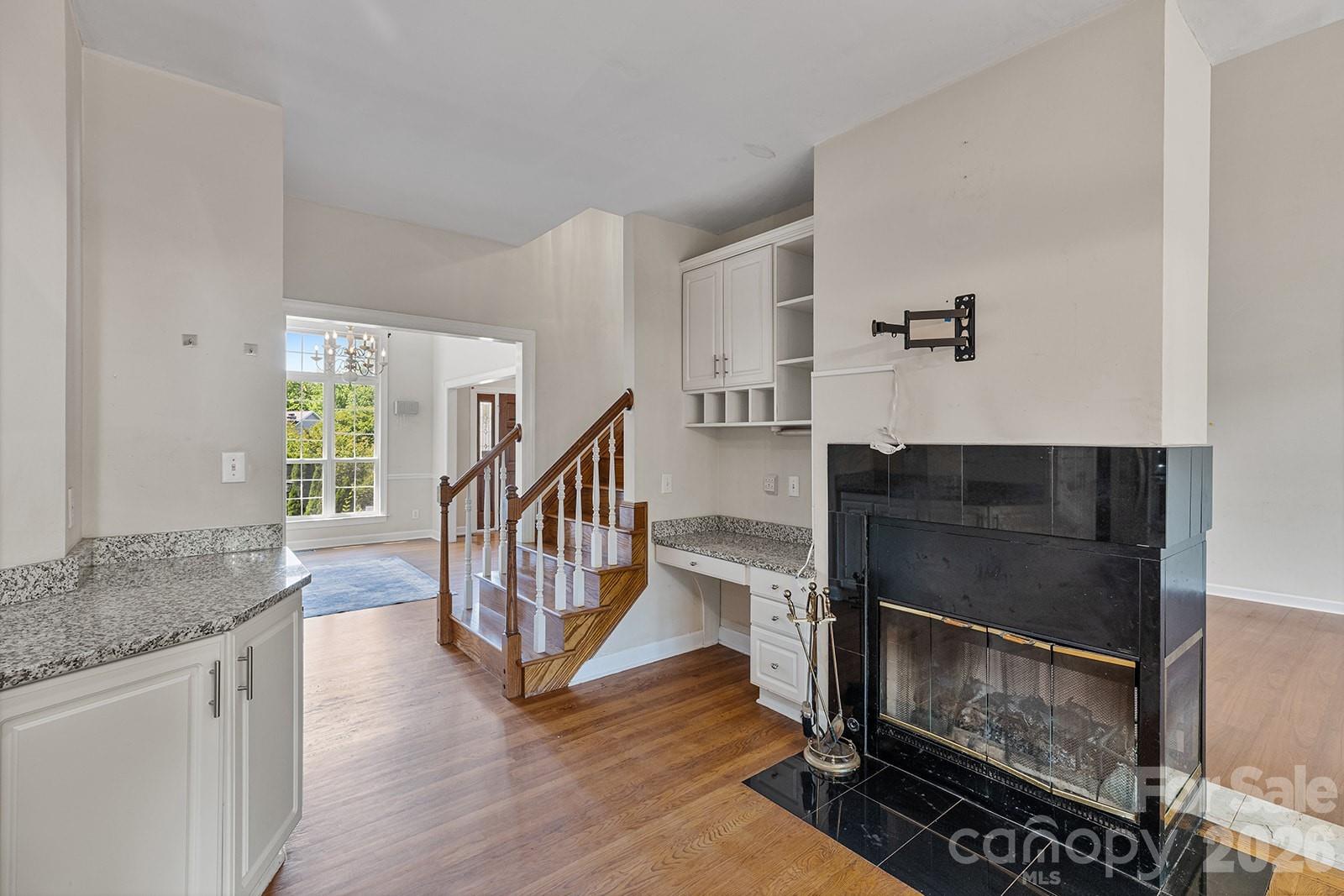 9111 Brocklehurst Lane