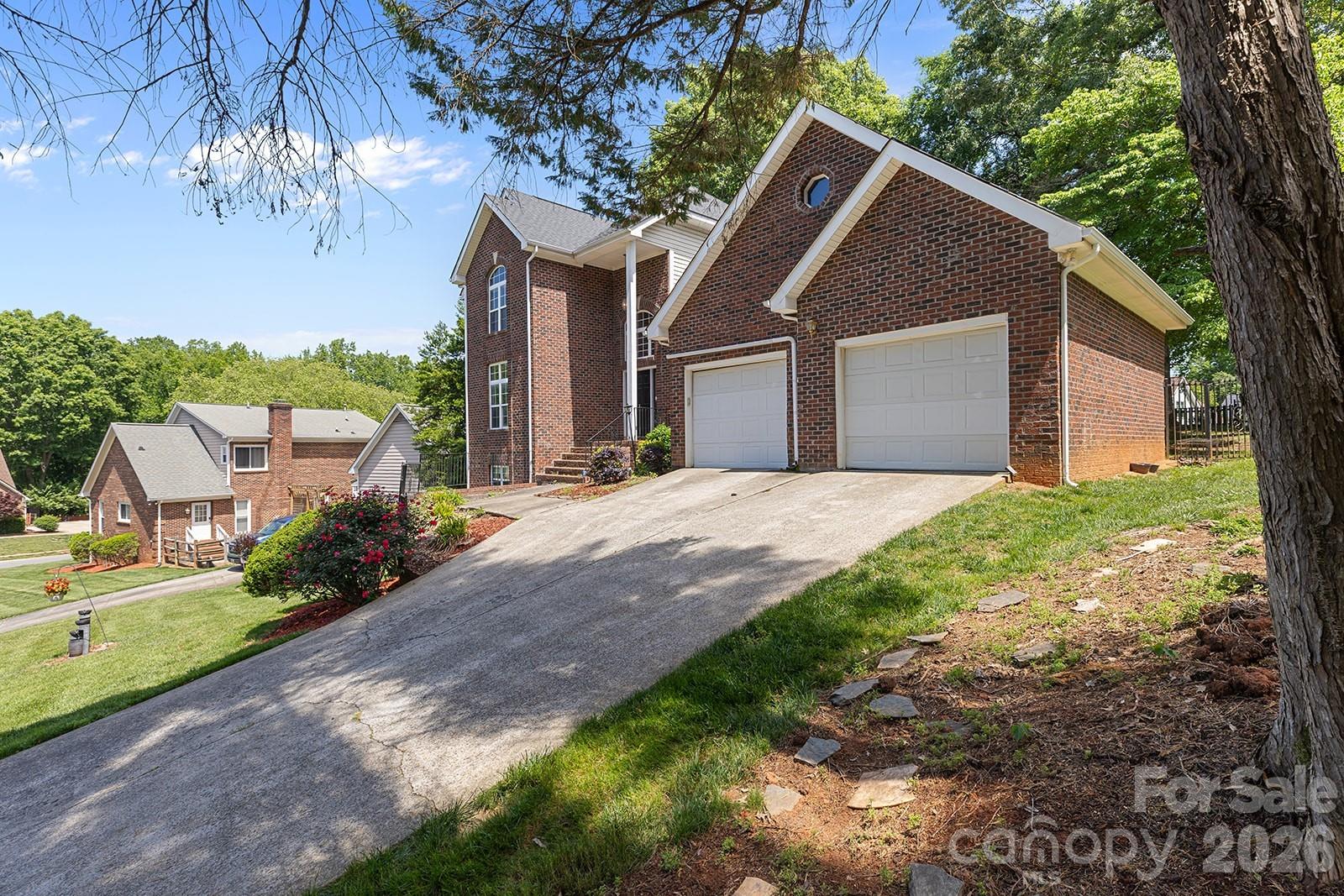 9111 Brocklehurst Lane