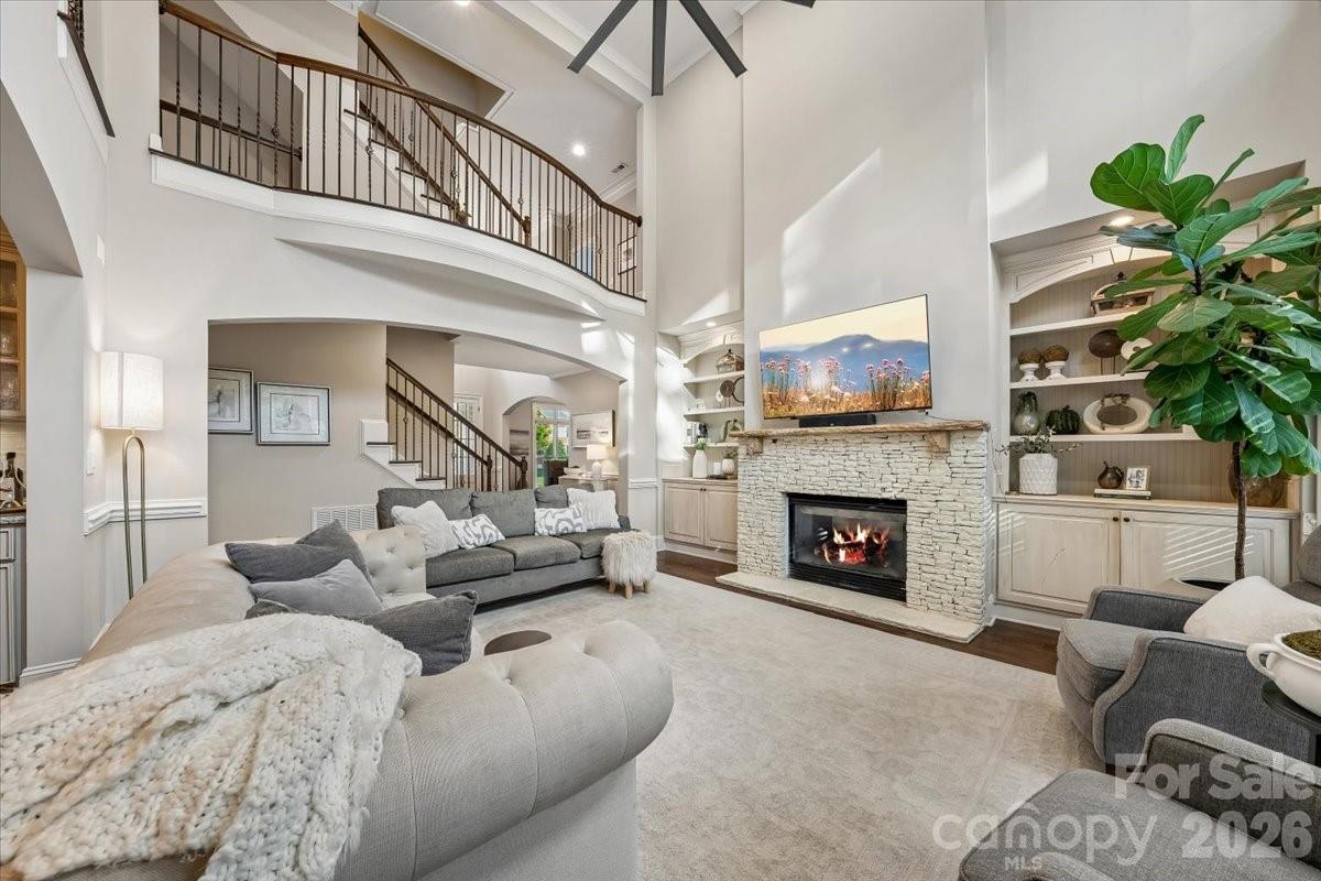 4001 Ainsdale Drive