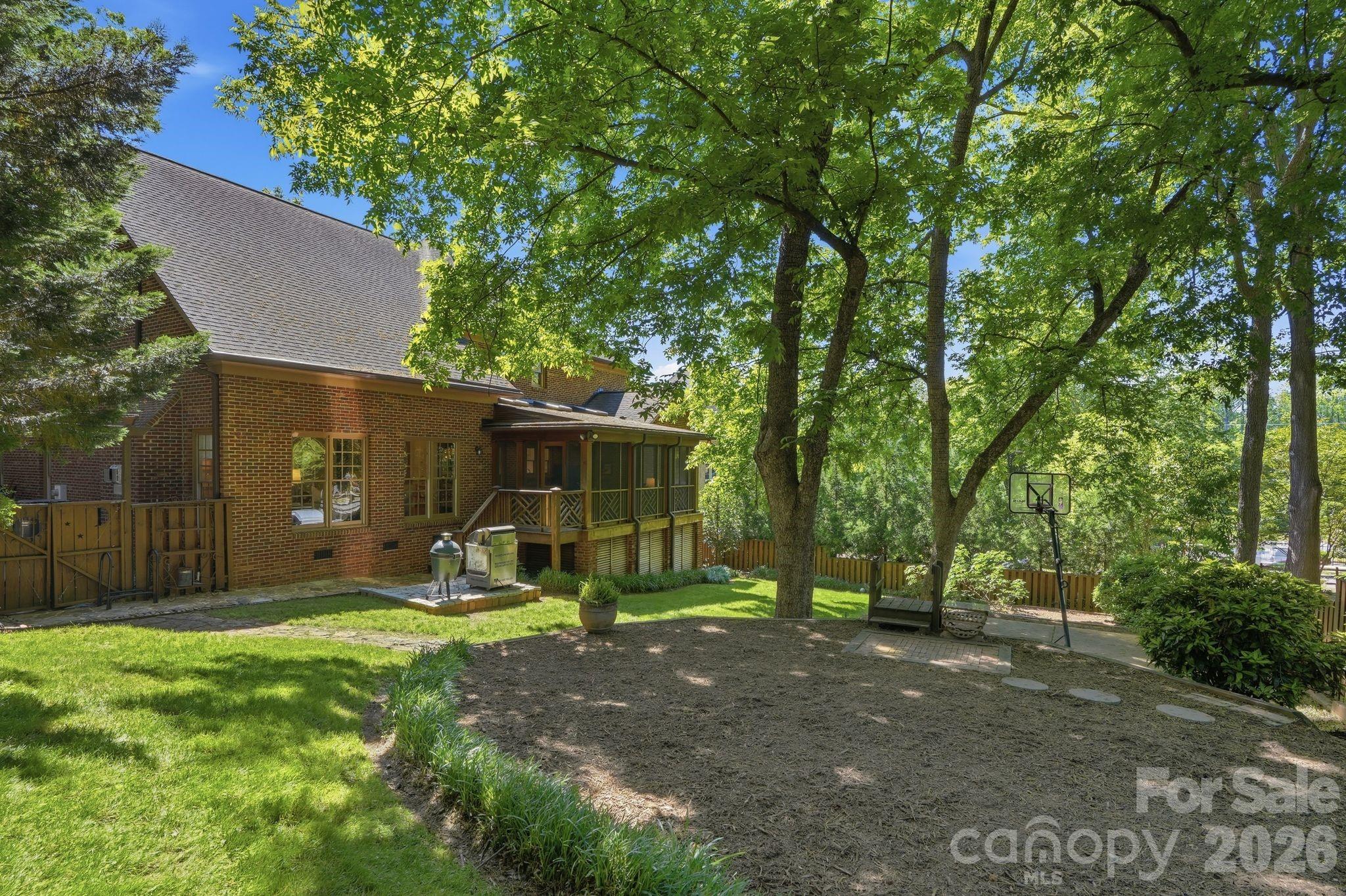 5309 Shasta Hill Court