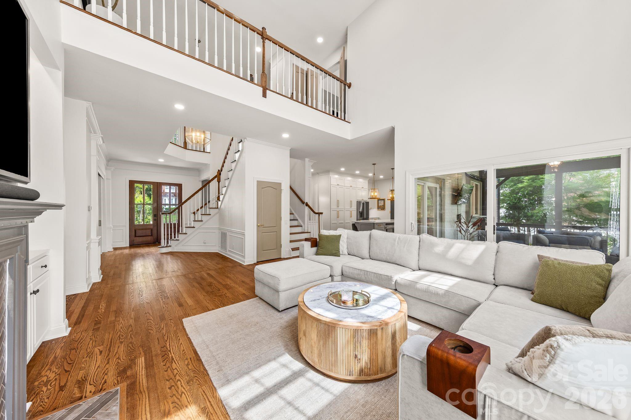 7330 Santorini Lane