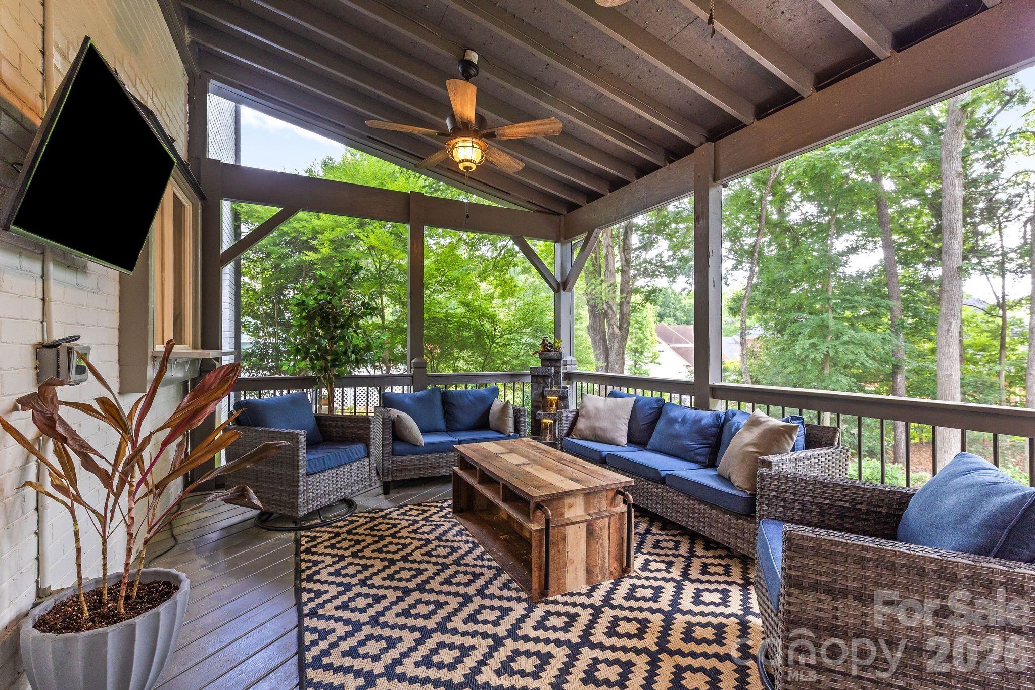 7330 Santorini Lane