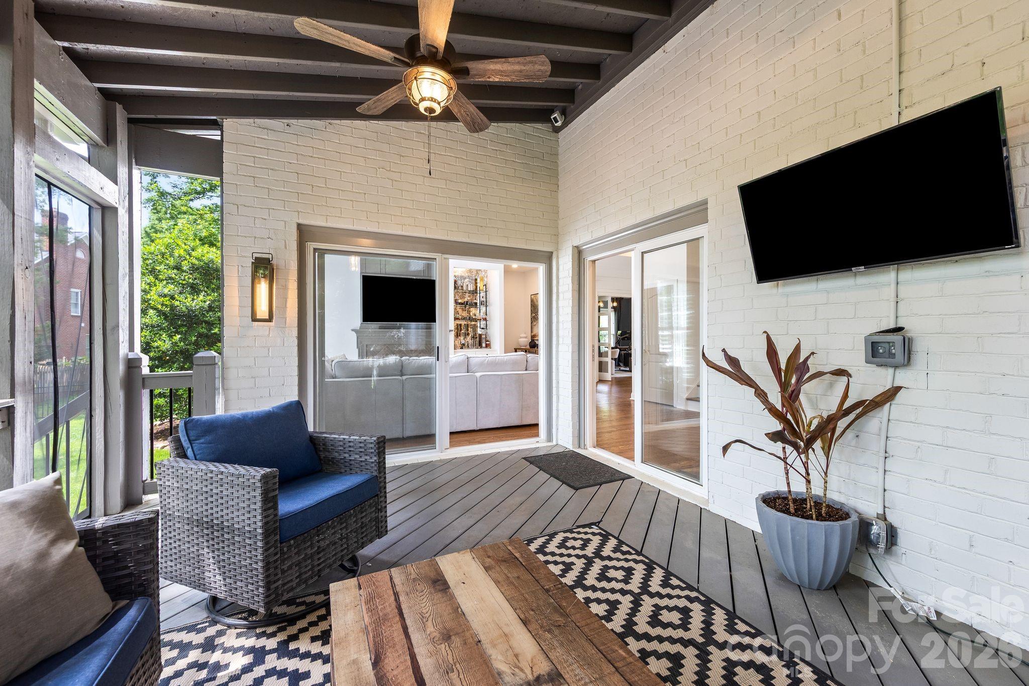 7330 Santorini Lane