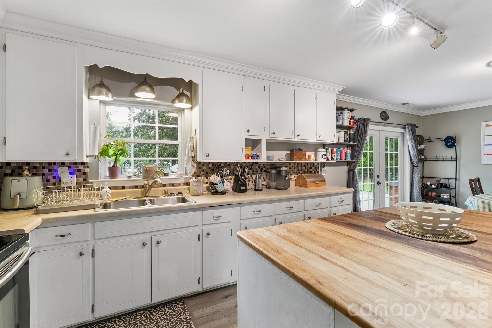 170 Scotts Creek Road
