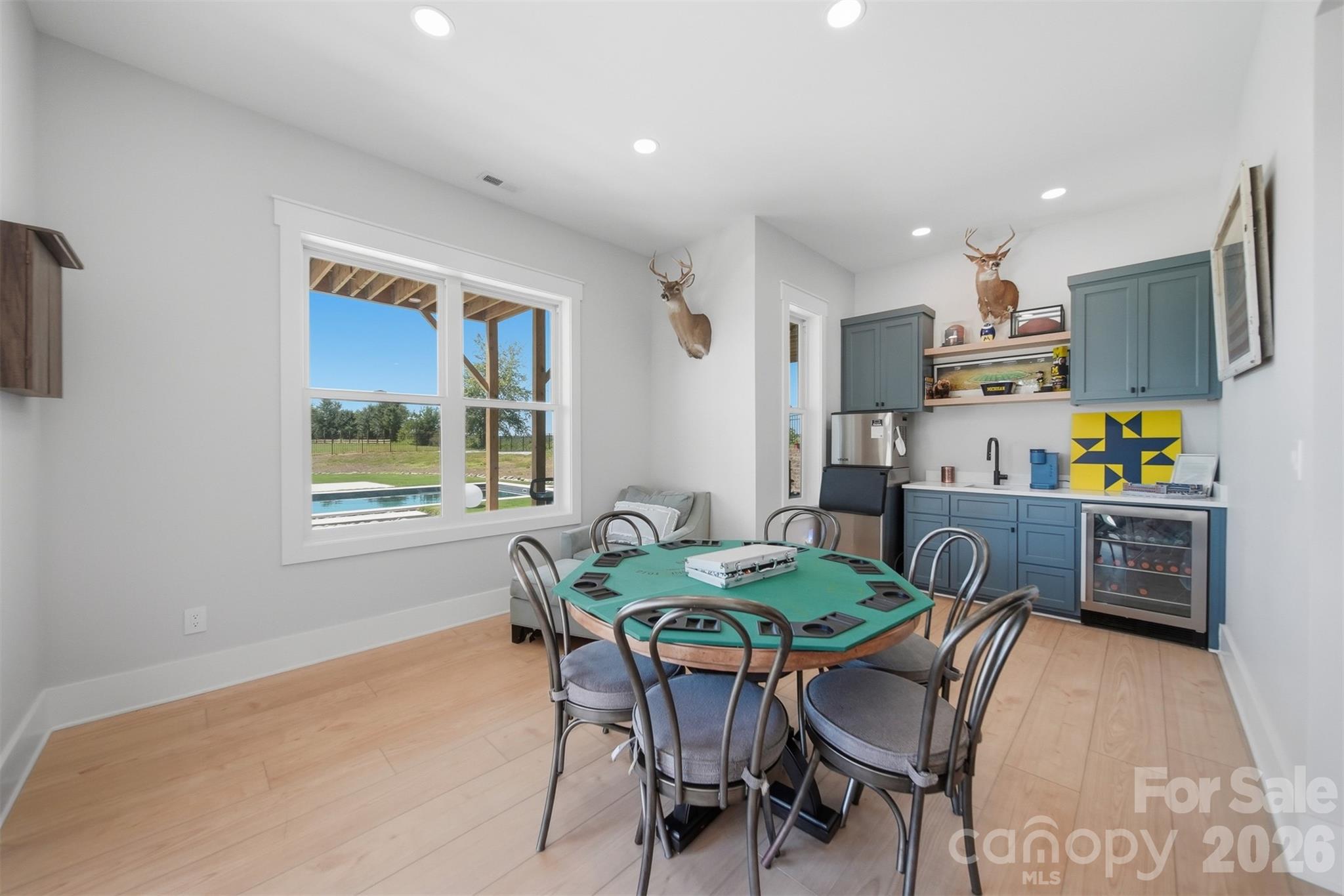2322 Moss Farm Road