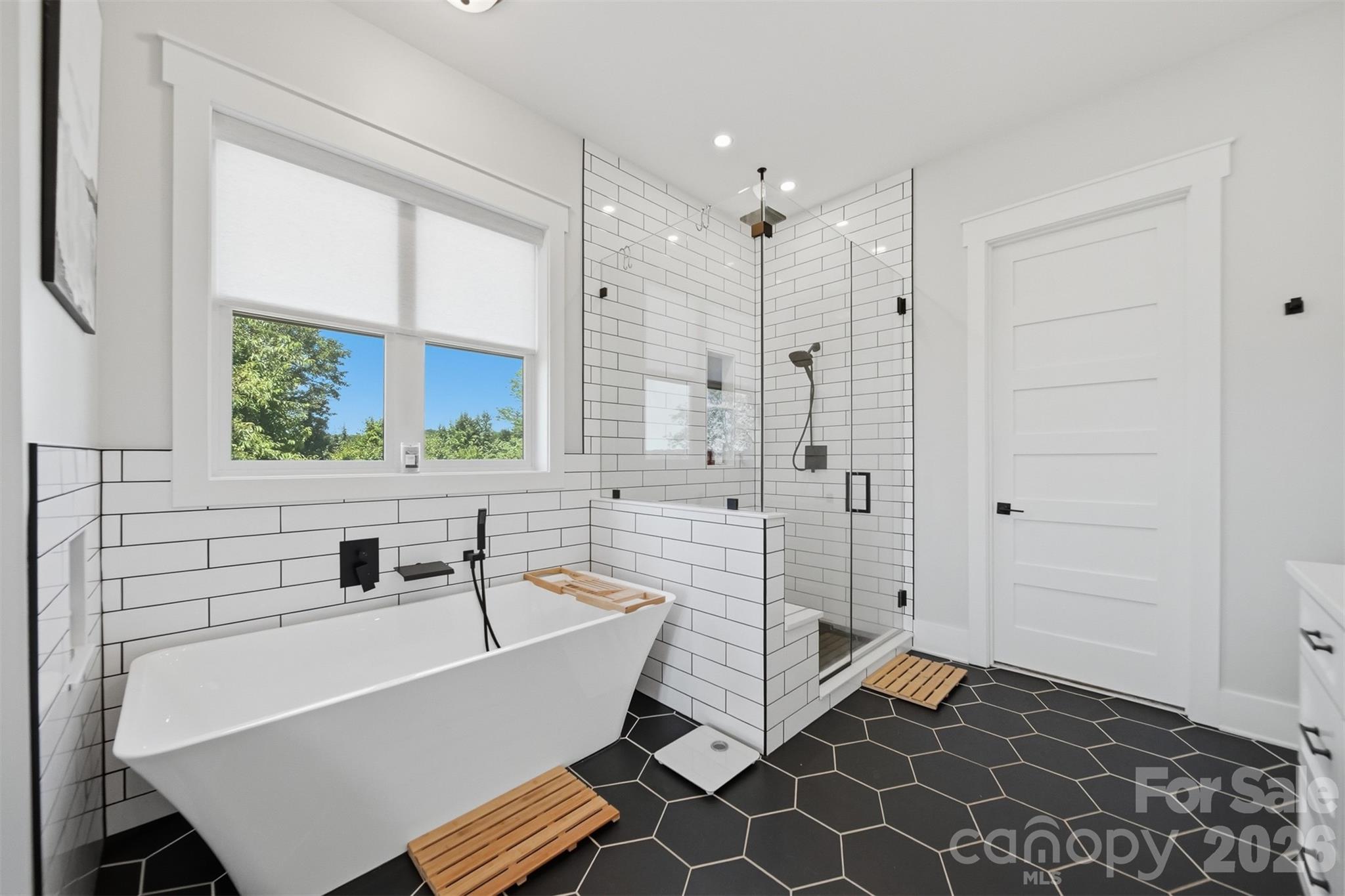 2322 Moss Farm Road