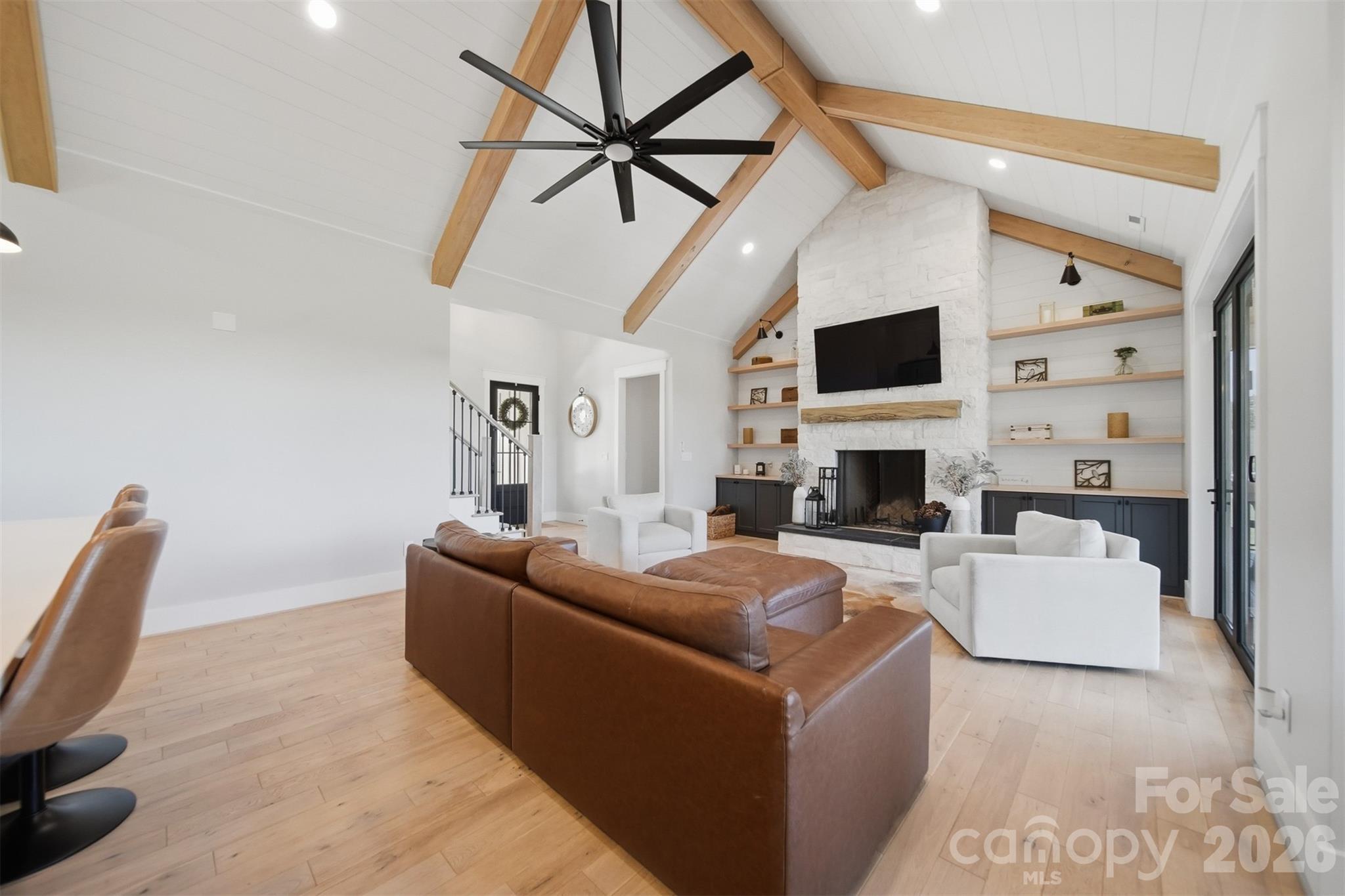 2322 Moss Farm Road