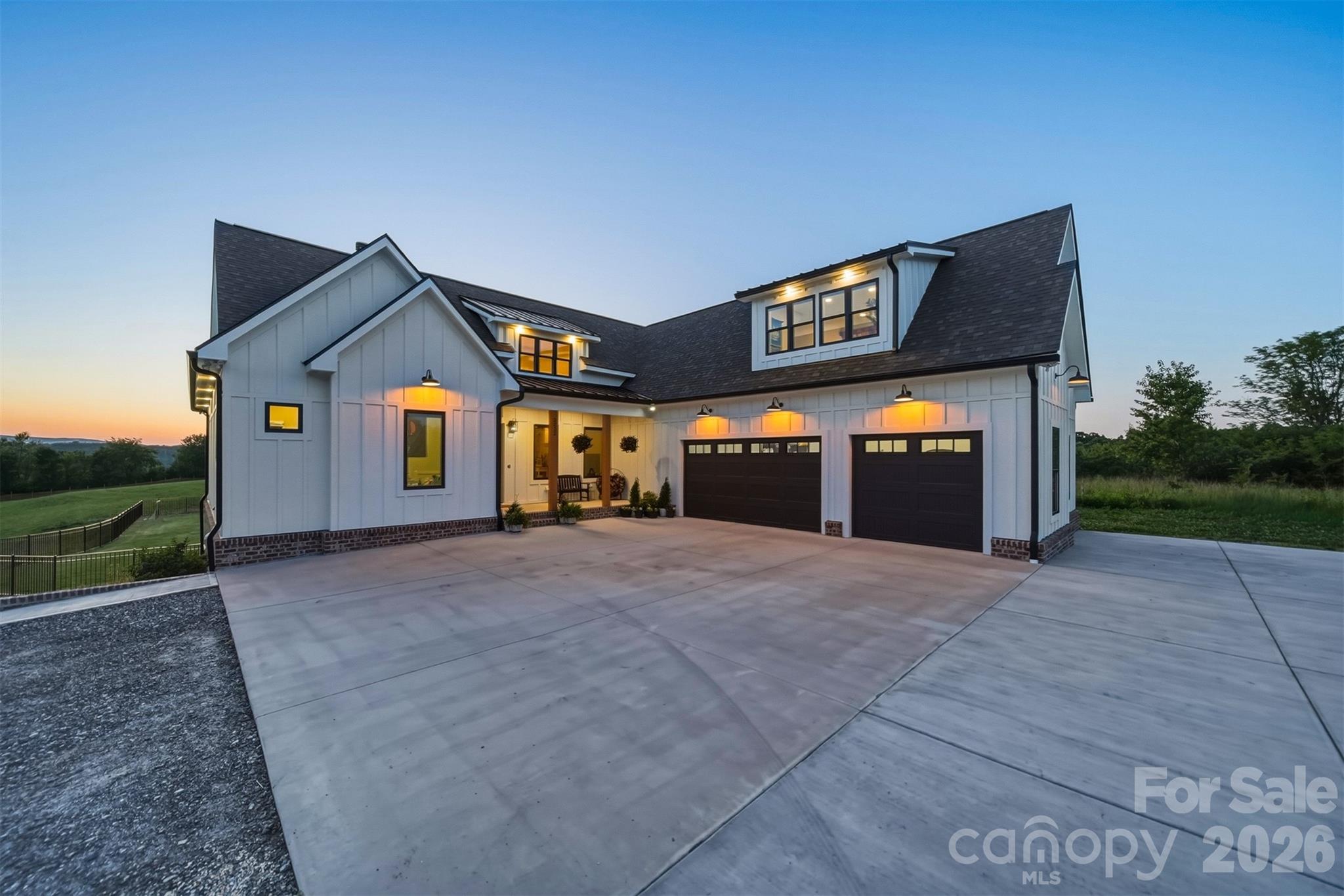 2322 Moss Farm Road