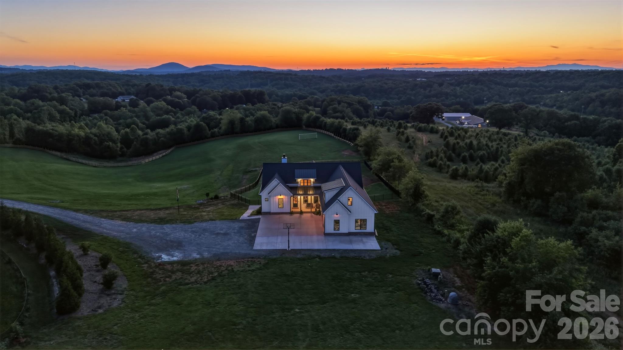 2322 Moss Farm Road