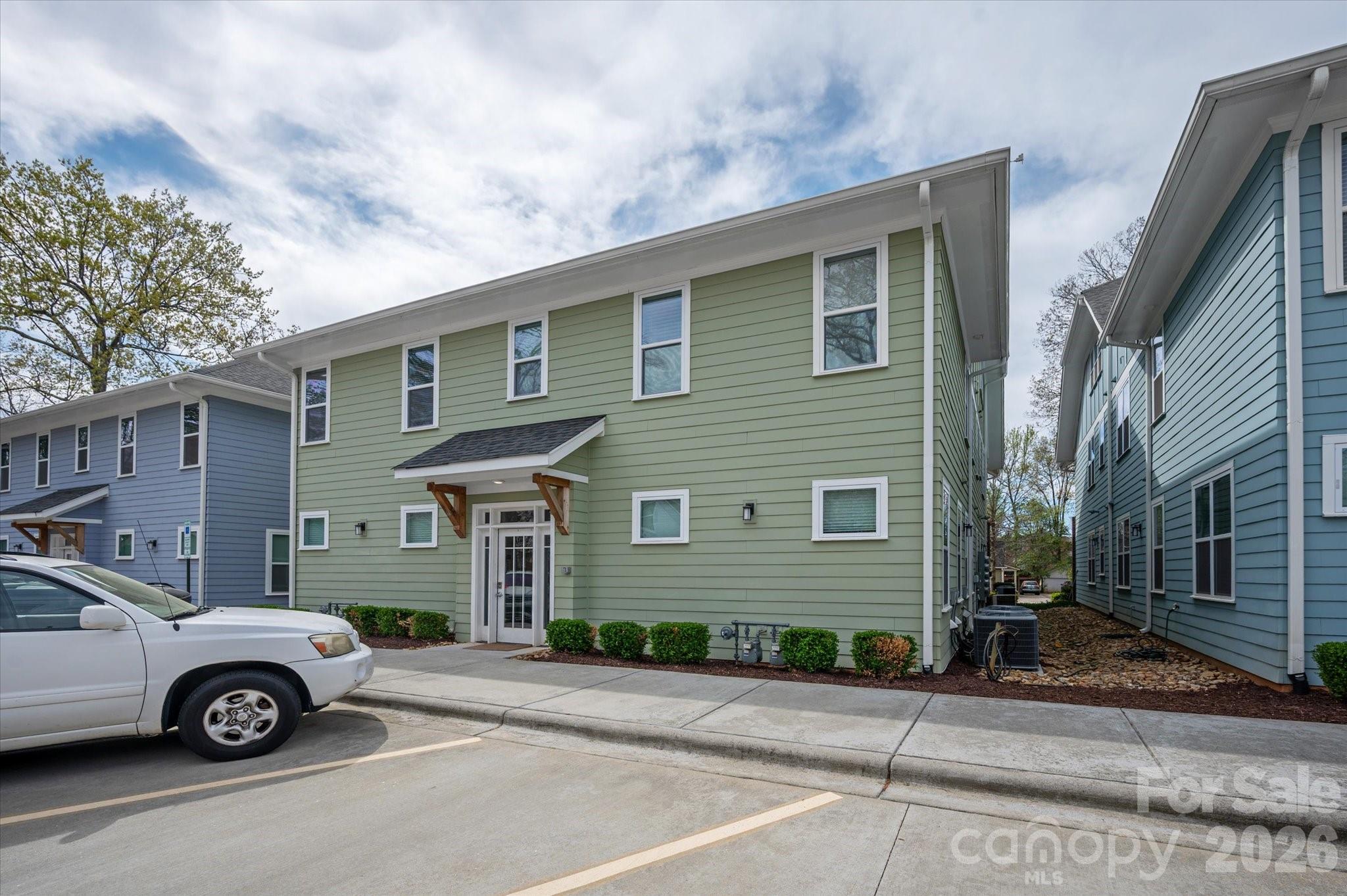2151 Mcclintock Road