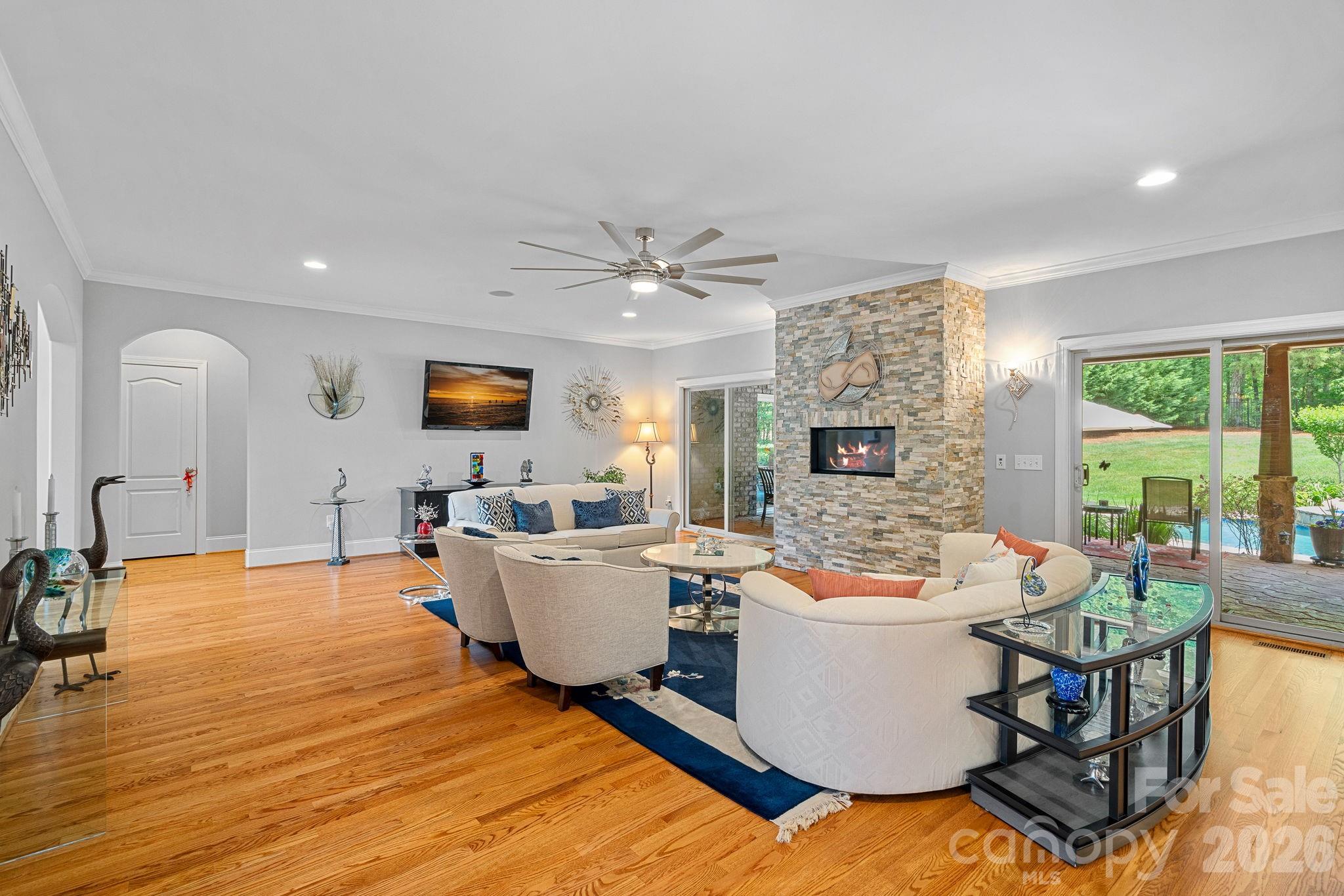 104 Timberside Drive