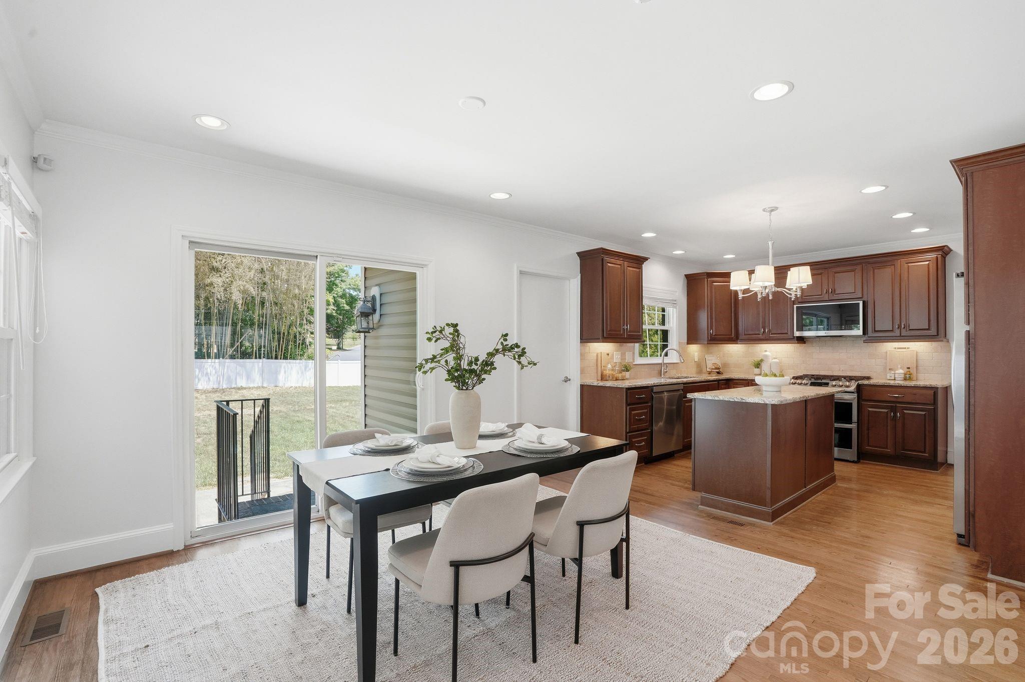 5623 Wedgewood Drive
