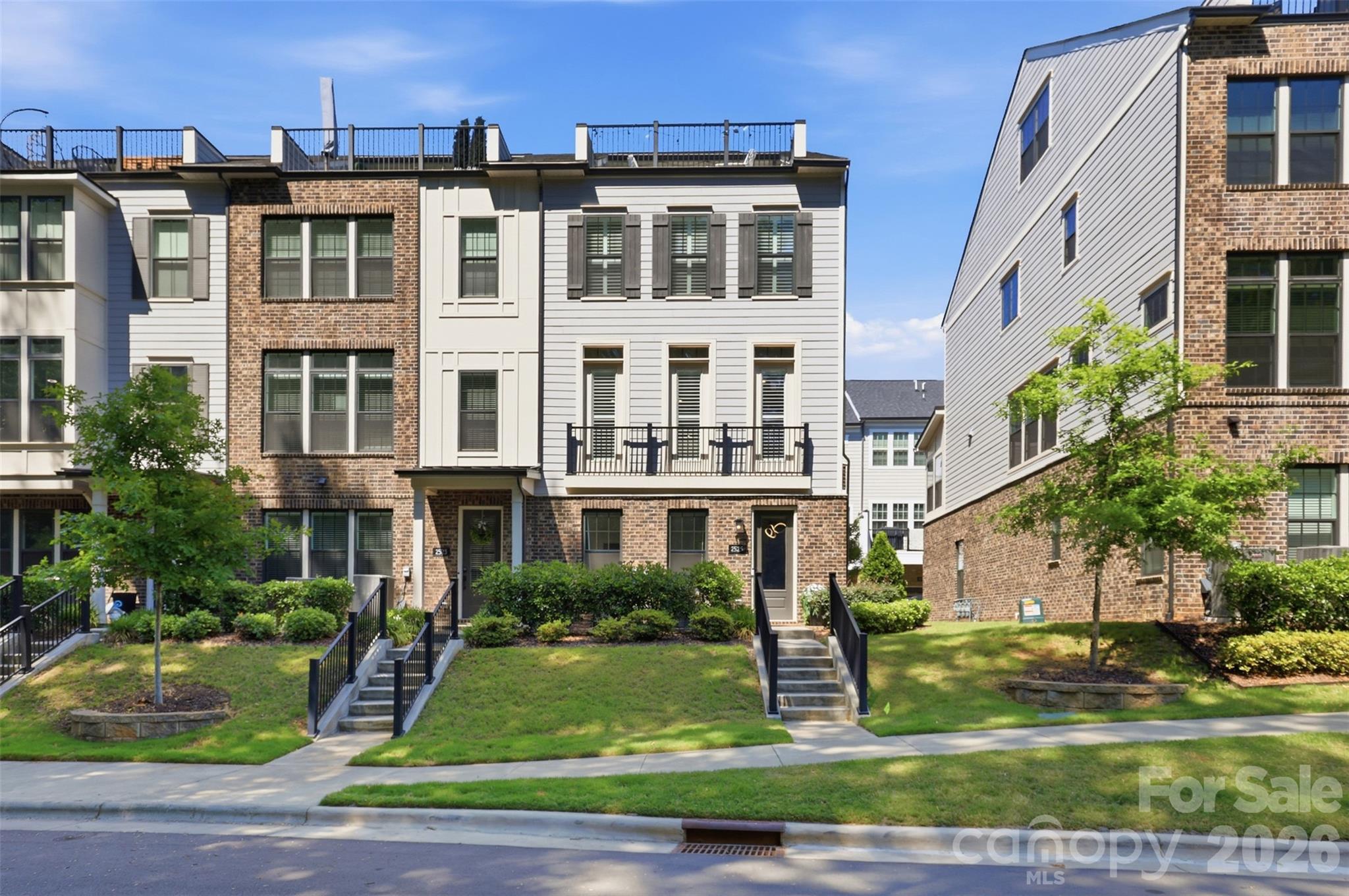2525 Deacon Avenue