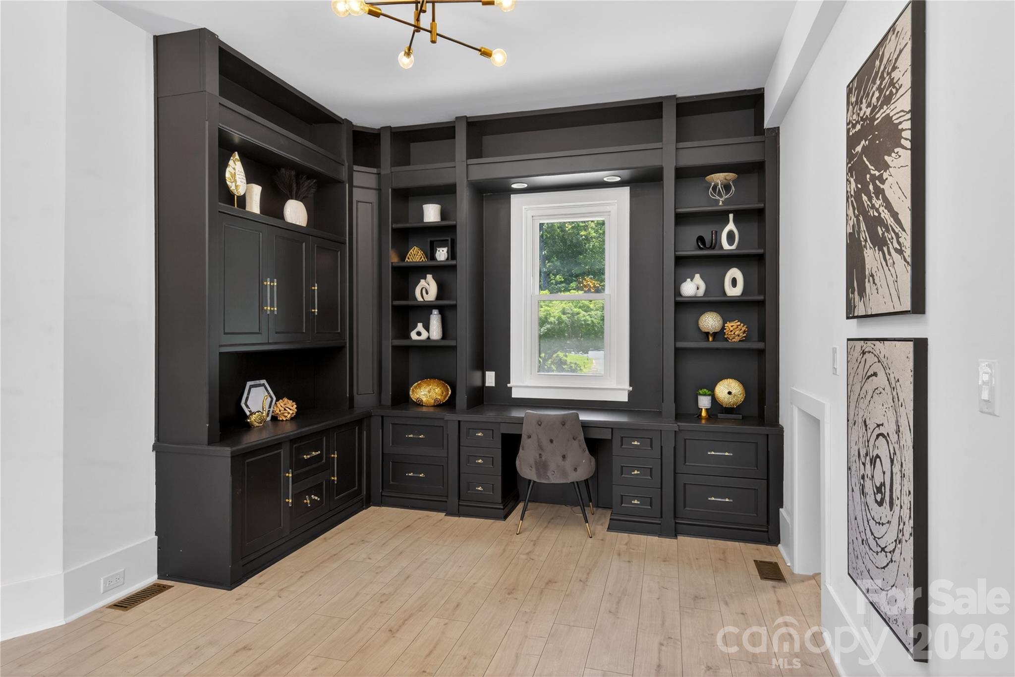 8512 Prince Valiant Drive