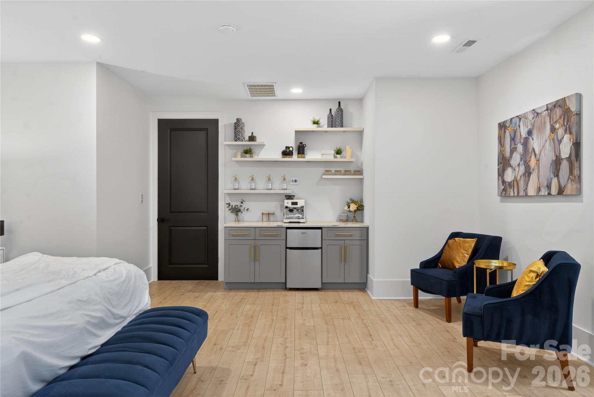 8512 Prince Valiant Drive