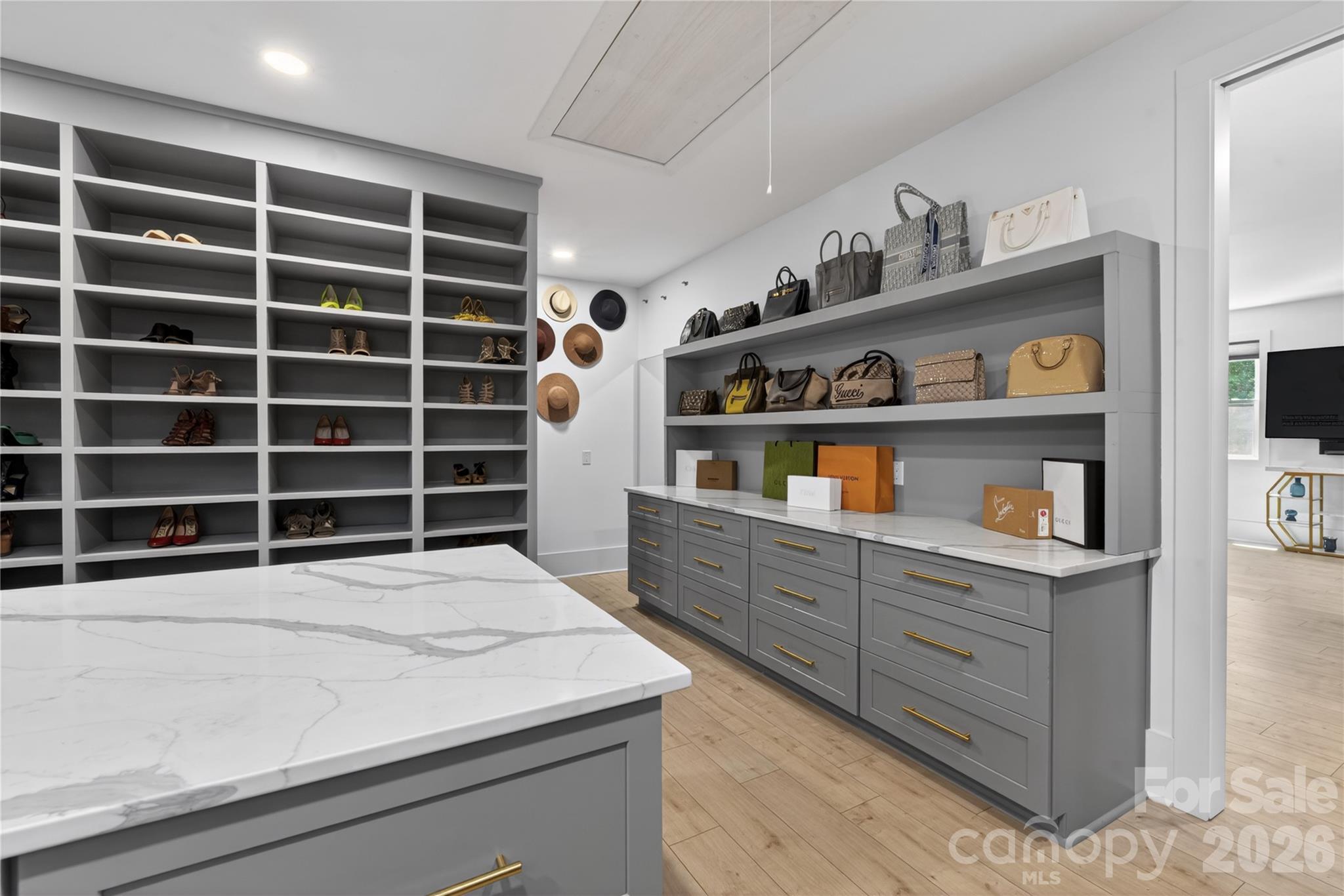 8512 Prince Valiant Drive