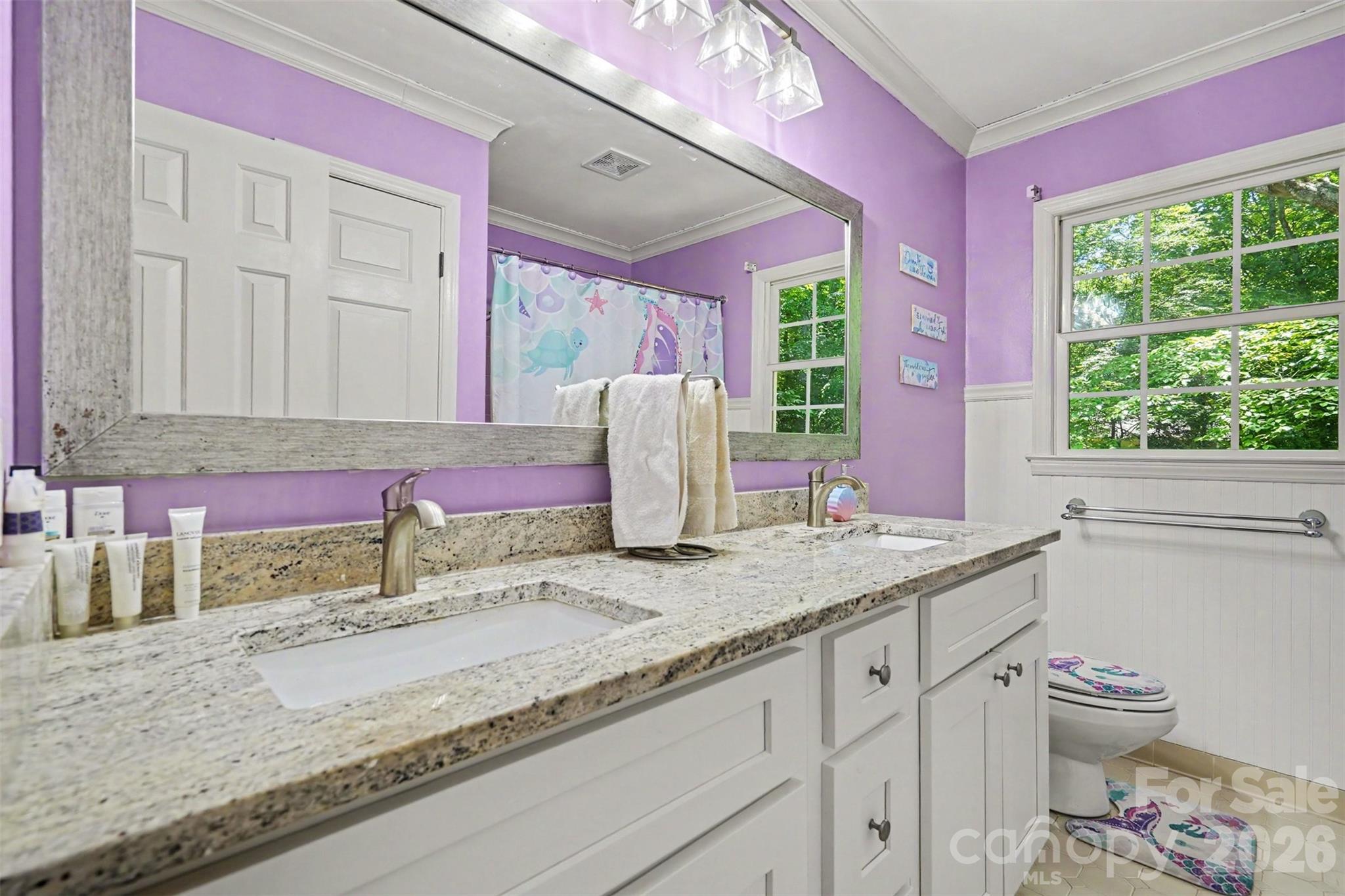 5812 Camelot Drive