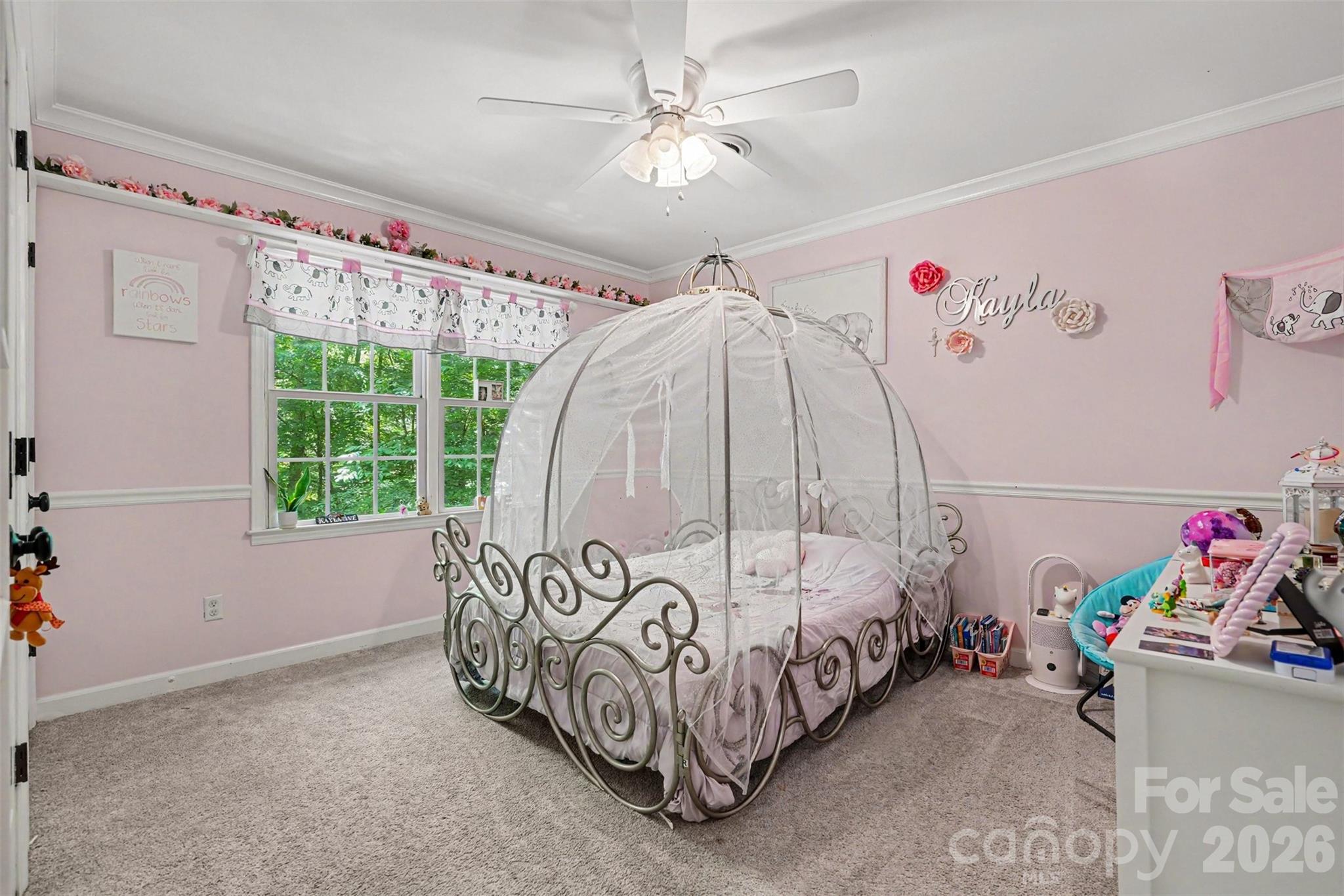 5812 Camelot Drive