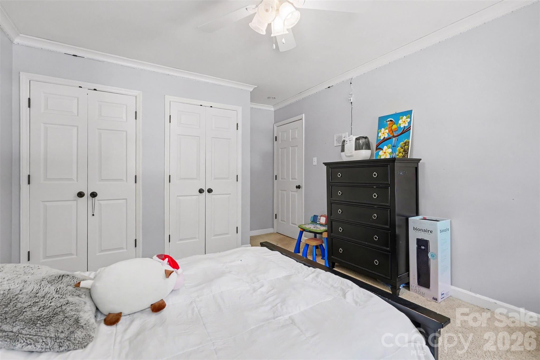 5812 Camelot Drive