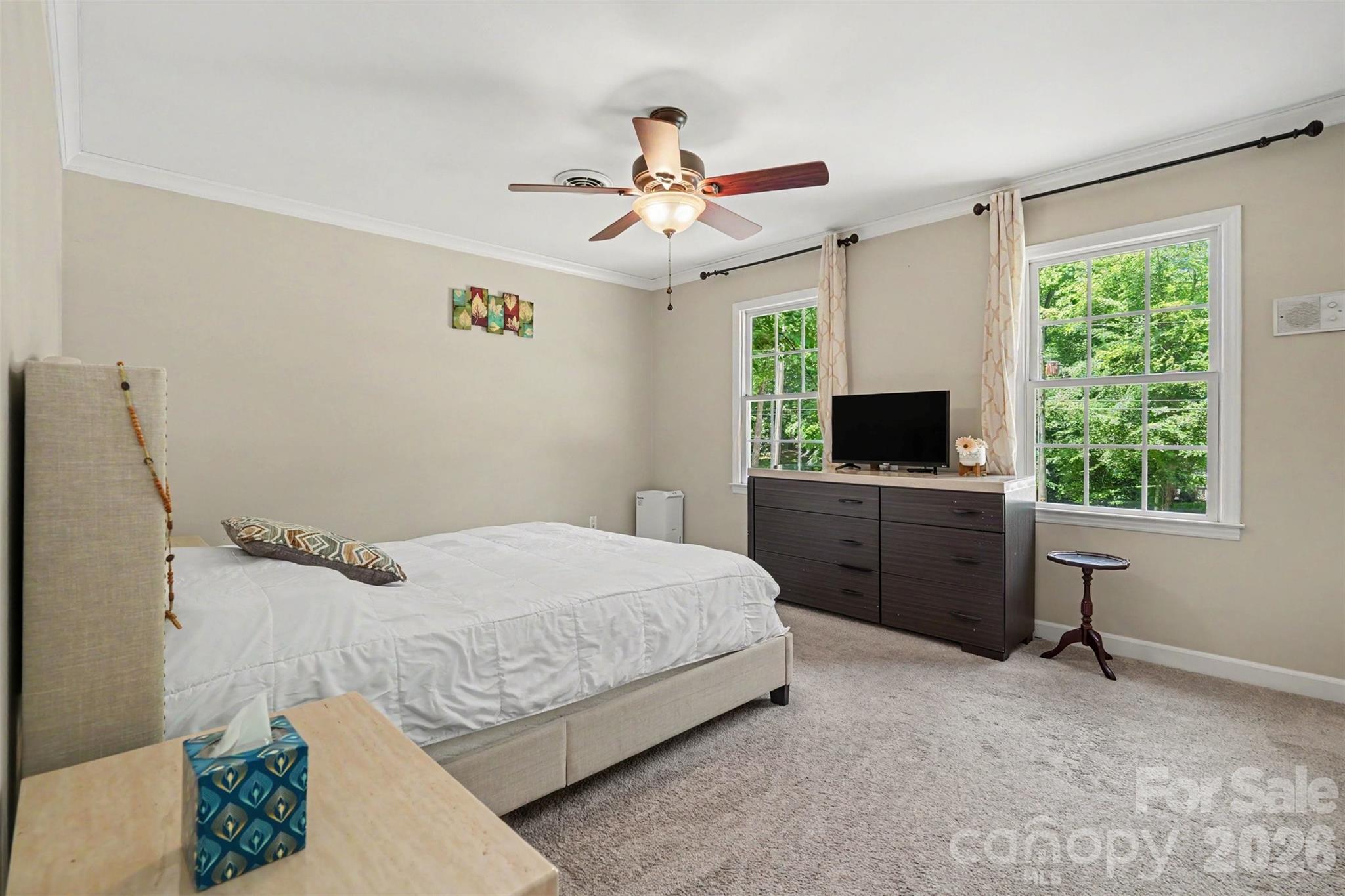 5812 Camelot Drive